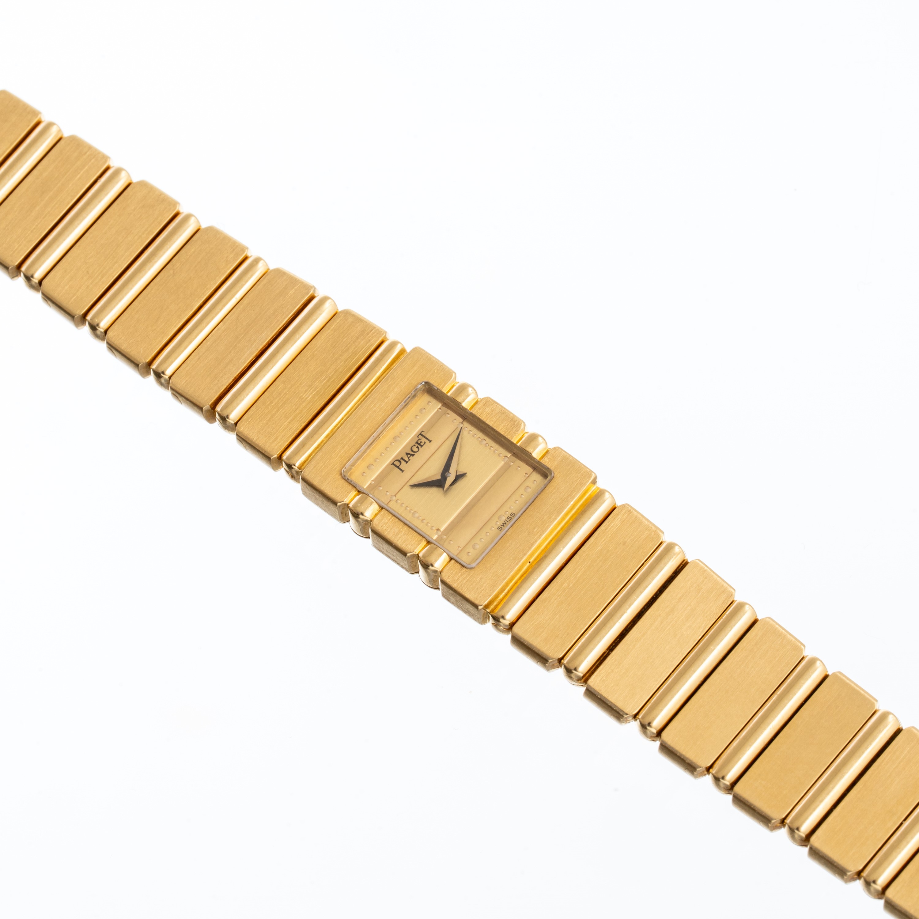 Piaget - Lady Polo 15201 C 701, orologio solo tempo al quarzo in oro giallo 18 kt