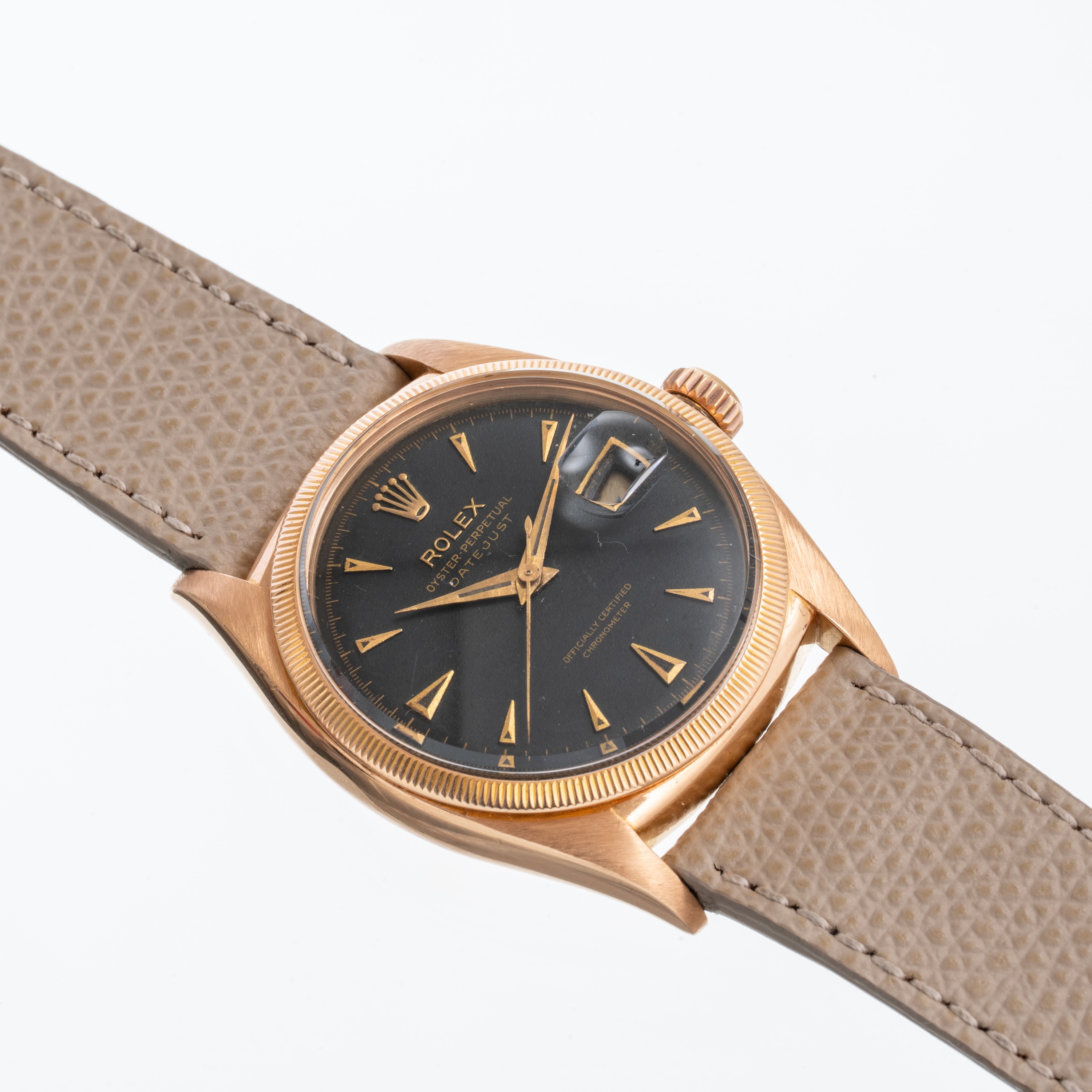 Rolex - Datejust “Ovettone” 6305 1, orologio solo tempo in oro rosa 18 kt con quadrante nero e da...