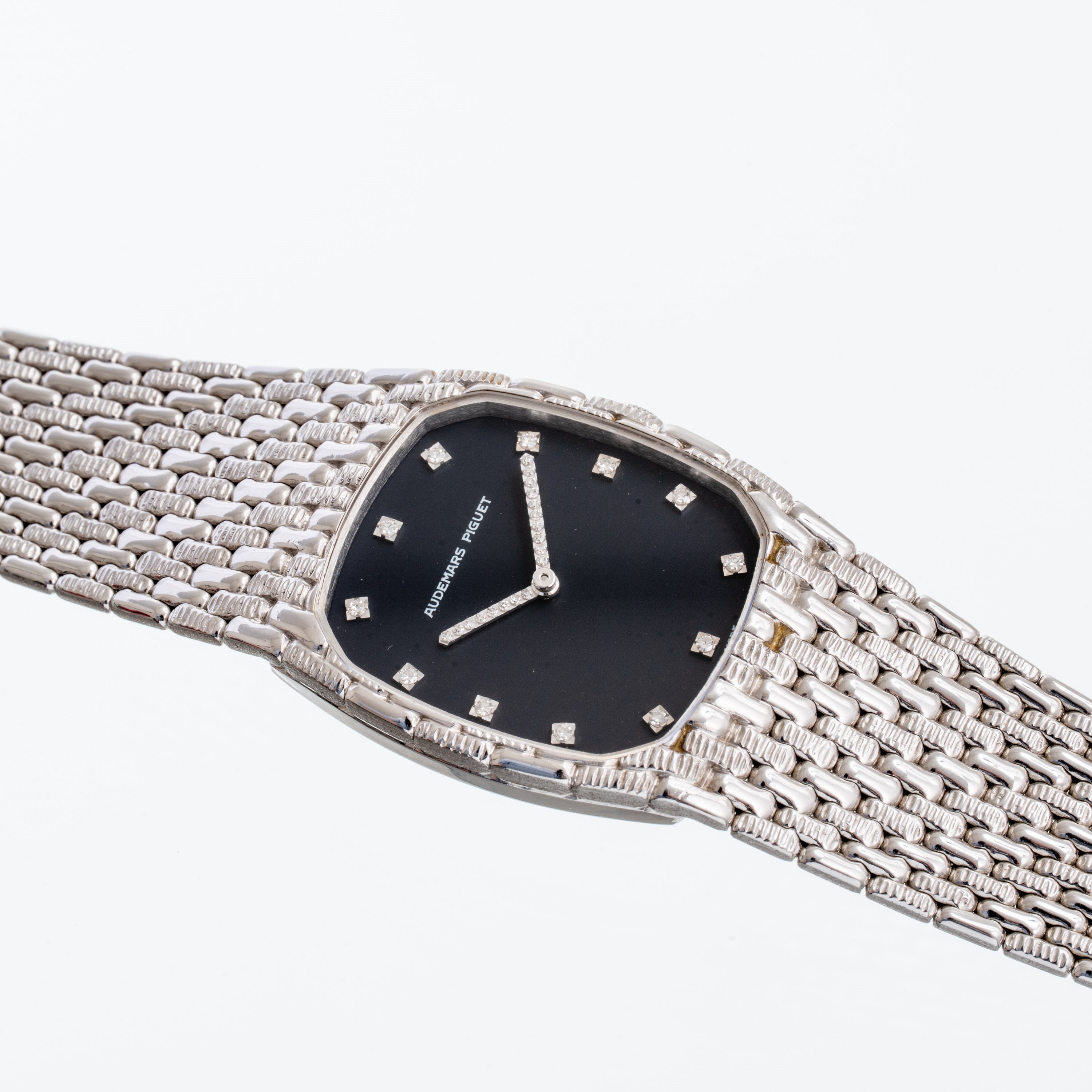 Audemars Piguet - Cobra, orologio solo tempo in oro bianco 18 kt con movimento a carica manuale