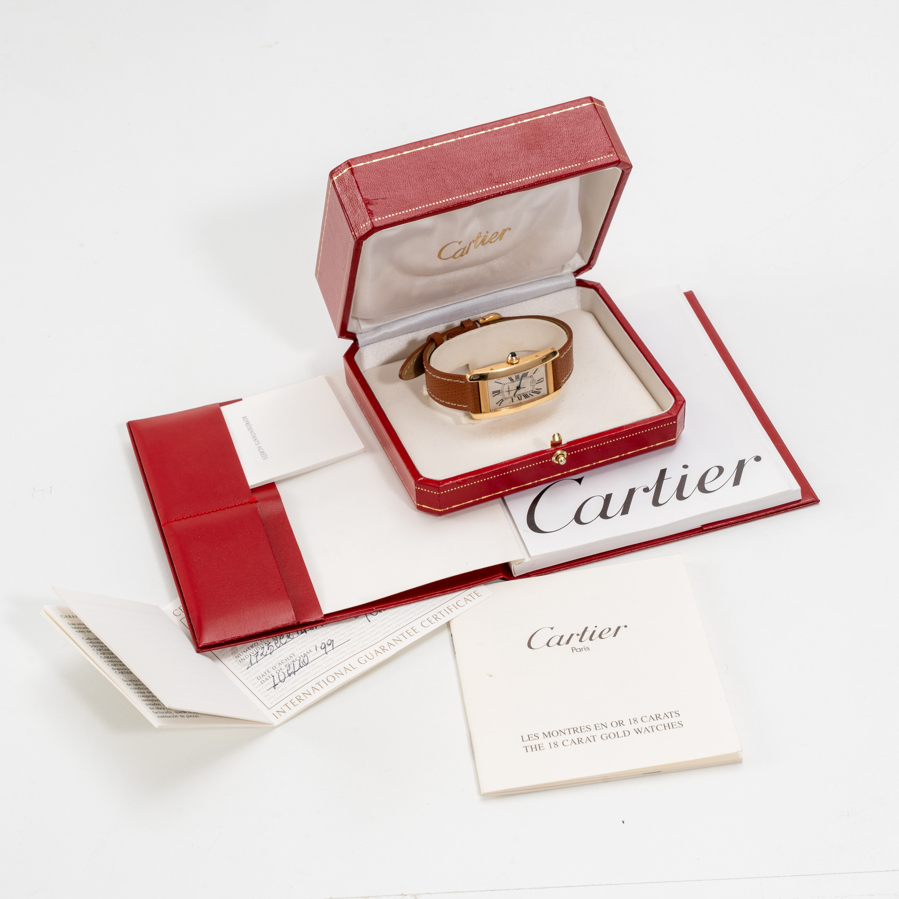 Cartier - Tank Americaine, orologio solo tempo automatico in oro giallo 18 kt