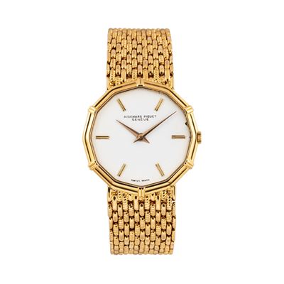 Orologio solo tempo a carica manuale in oro giallo 18 kt con bracciale integrato e quadrante bian...