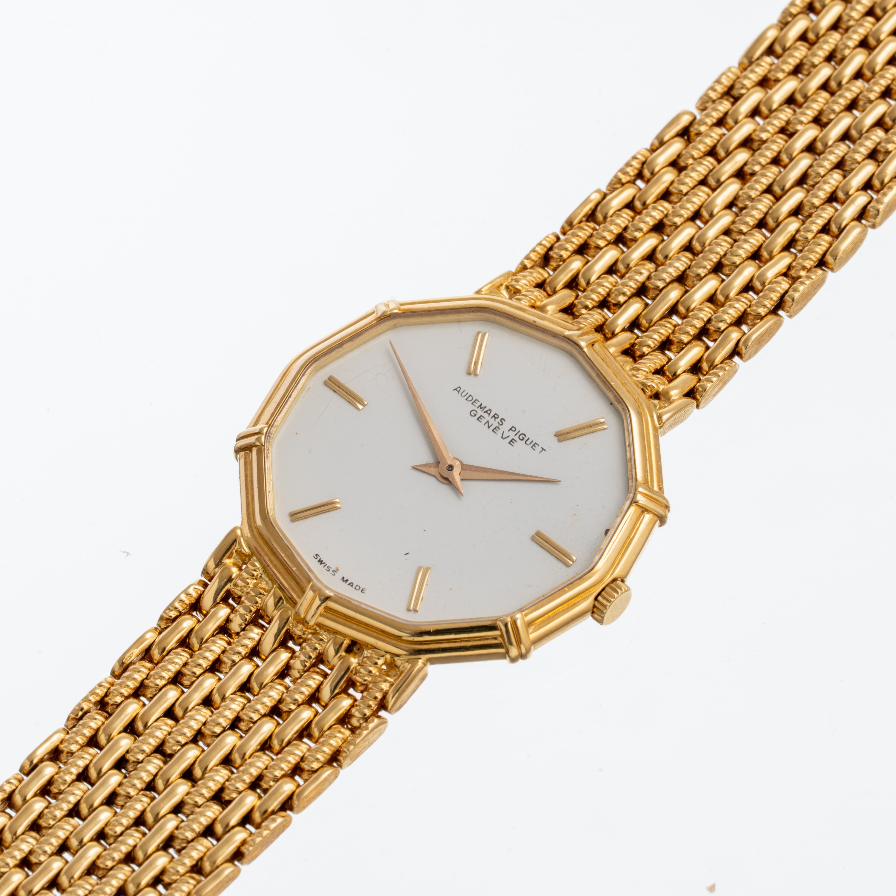 Audemars Piguet - Orologio solo tempo a carica manuale in oro giallo 18 kt con bracciale integrat...