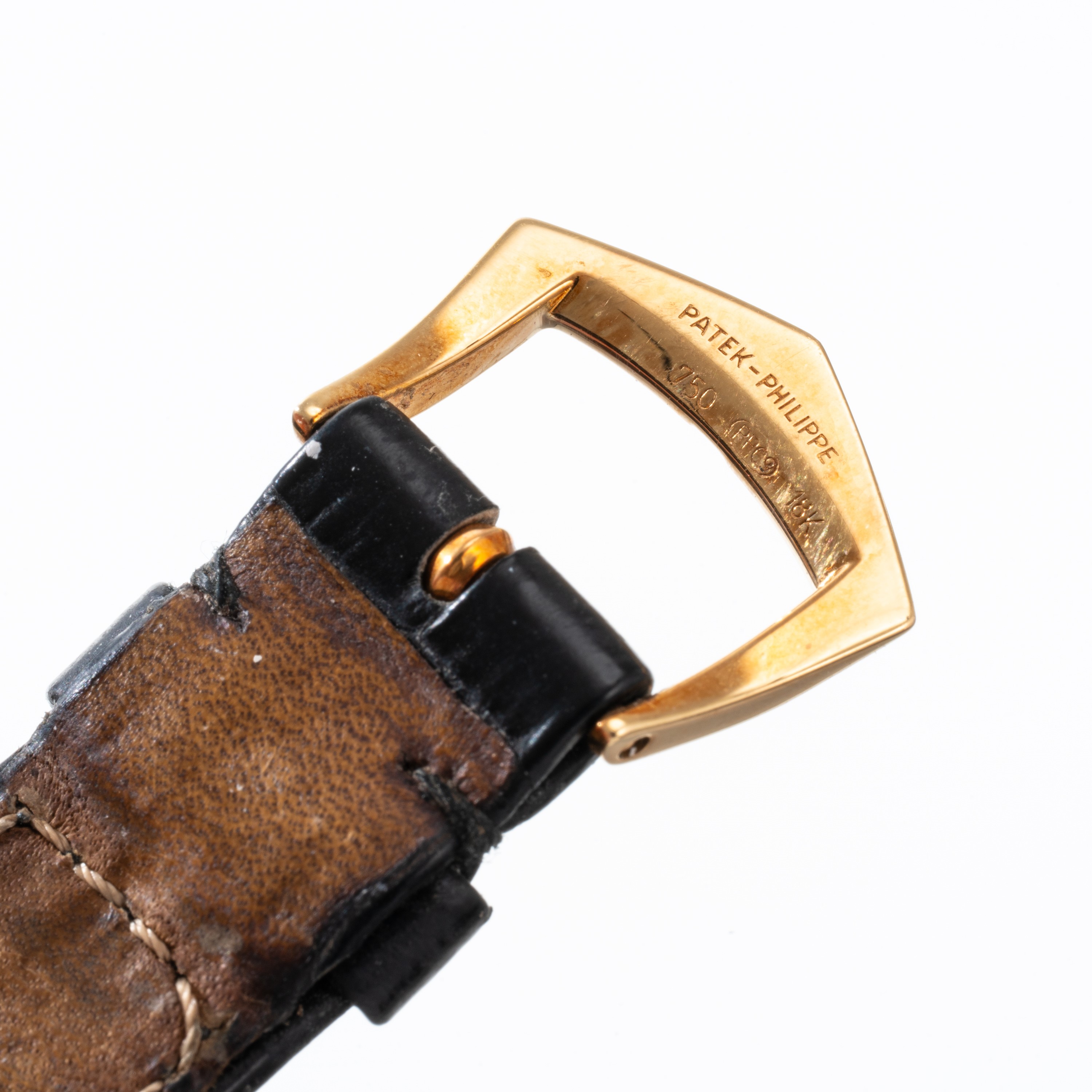 Patek Philippe - Calatrava 3998, orologio da polso in oro giallo 18 kt con quadrante argenté e da...