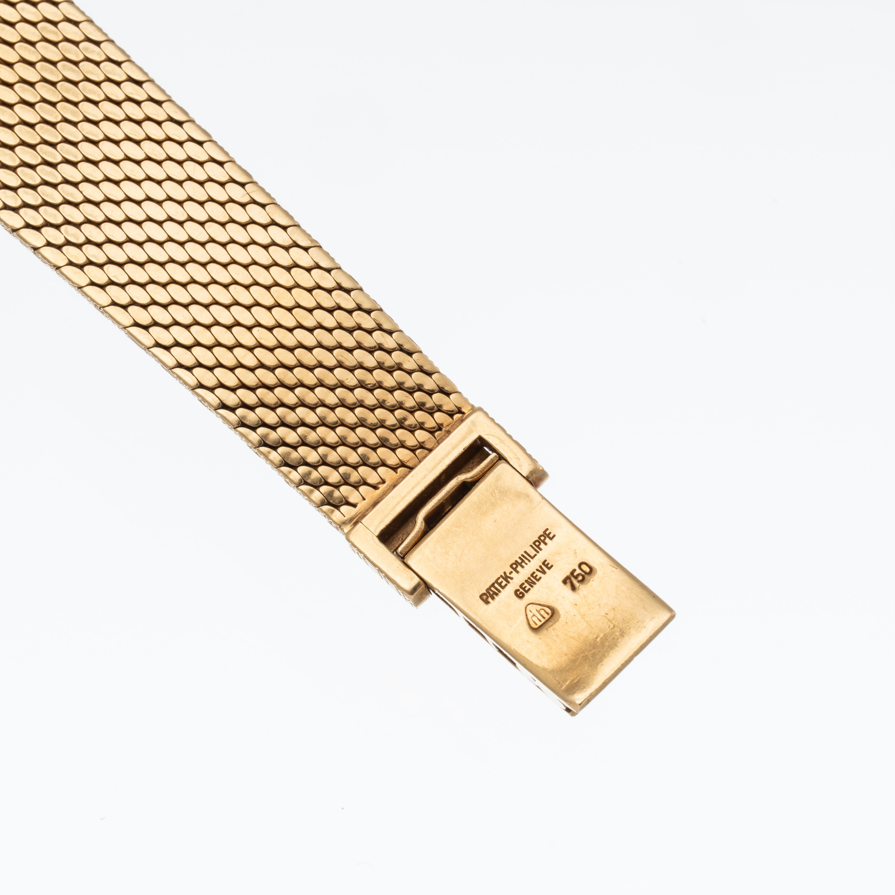 Patek Philippe - Ellipse 4132/1, orologio solo tempo in oro giallo 18 kt a carica manuale