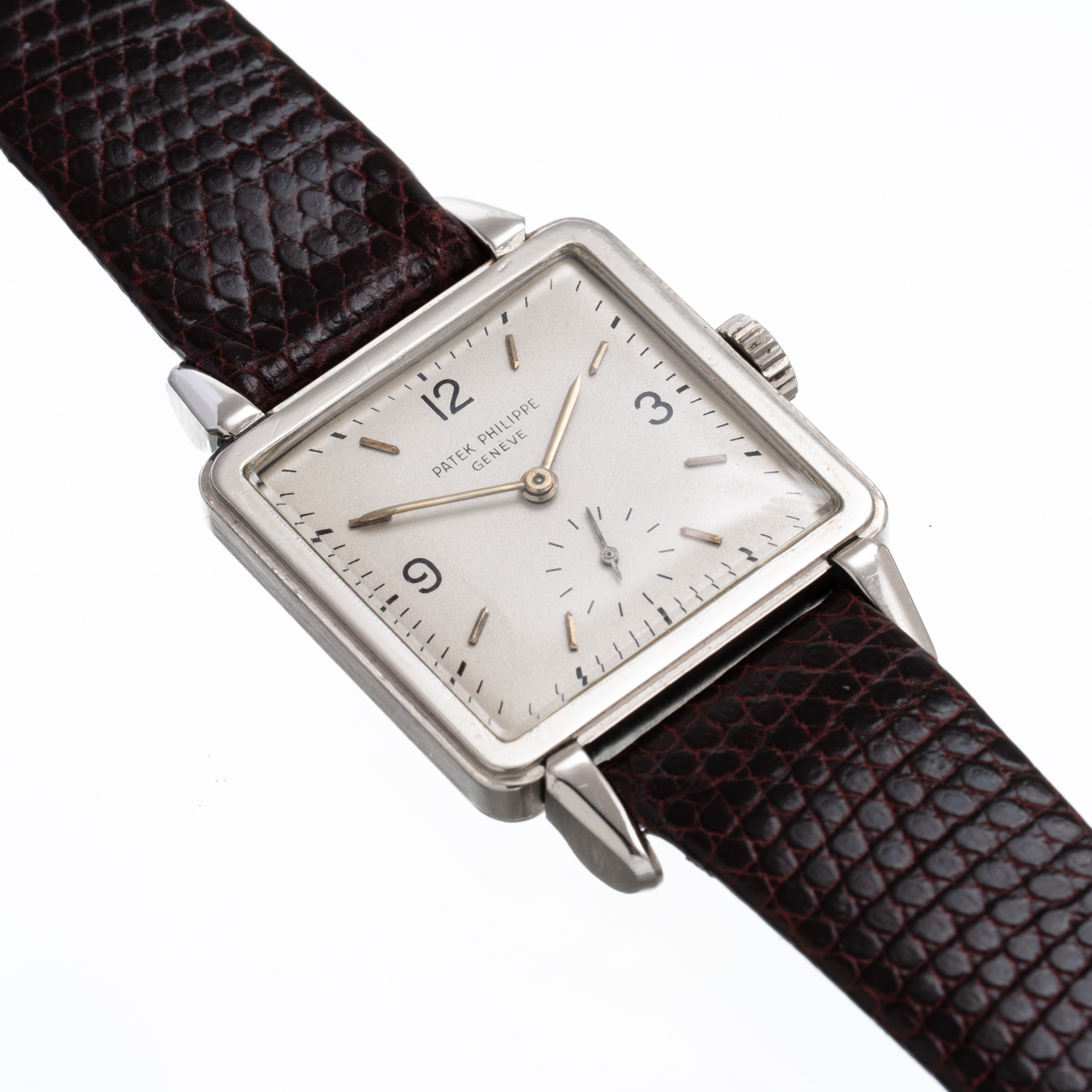 Patek Philippe - Cioccolatone 2422, orologio solo tempo a carica manuale in platino con quadrante...