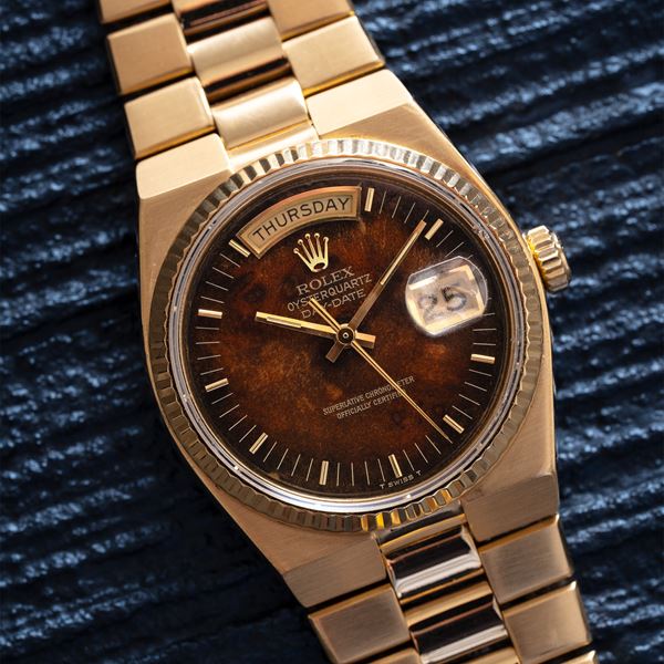 ROLEX - DAYDATE OYSTERQUARTZ OROLOGIO AL QUARZO IN ORO GIALLO 18KT CON QUADRANTE IN RADICA