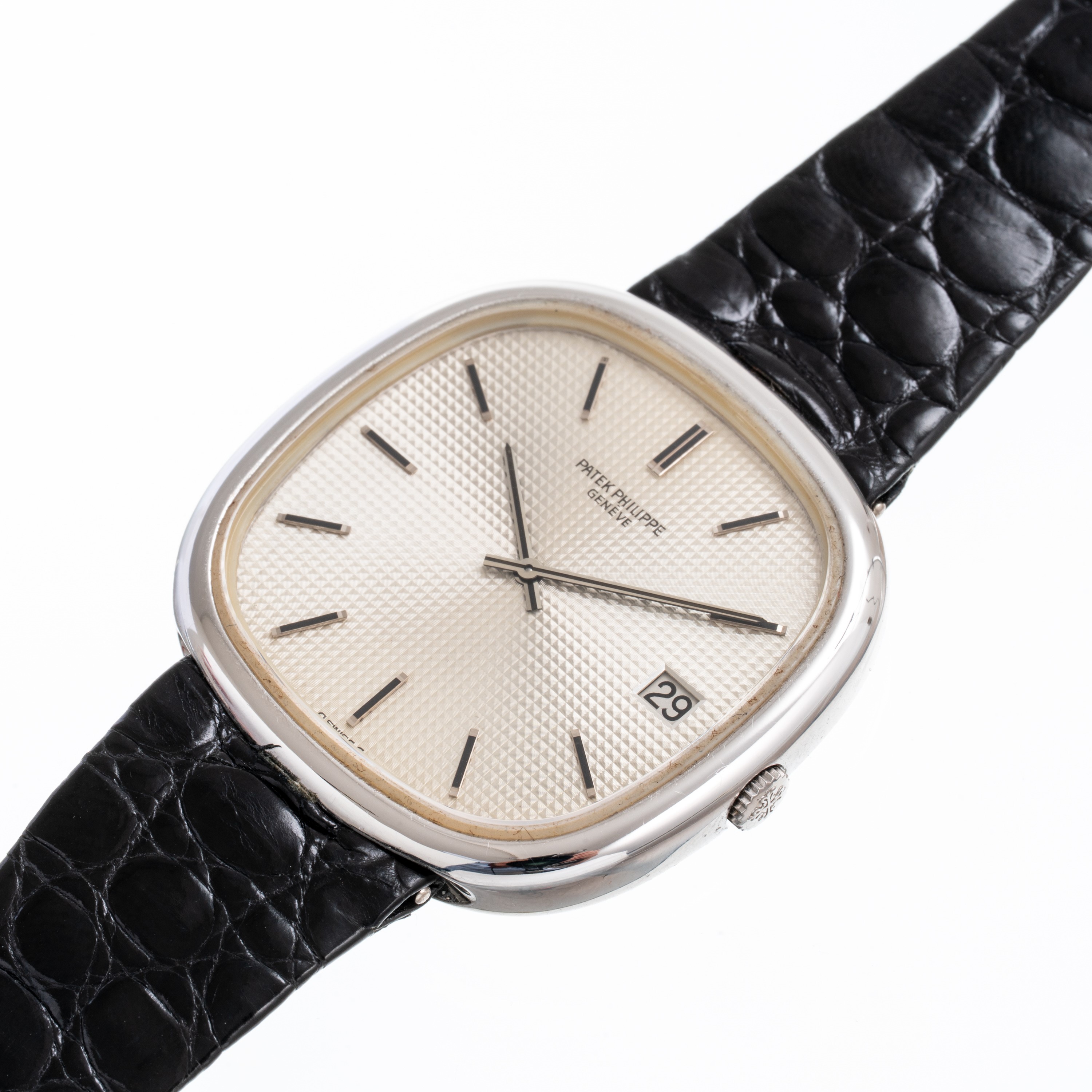 Patek Philippe - Calatrava Ellipse 3604, orologio da polso solo tempo in oro bianco 18 kt con car...