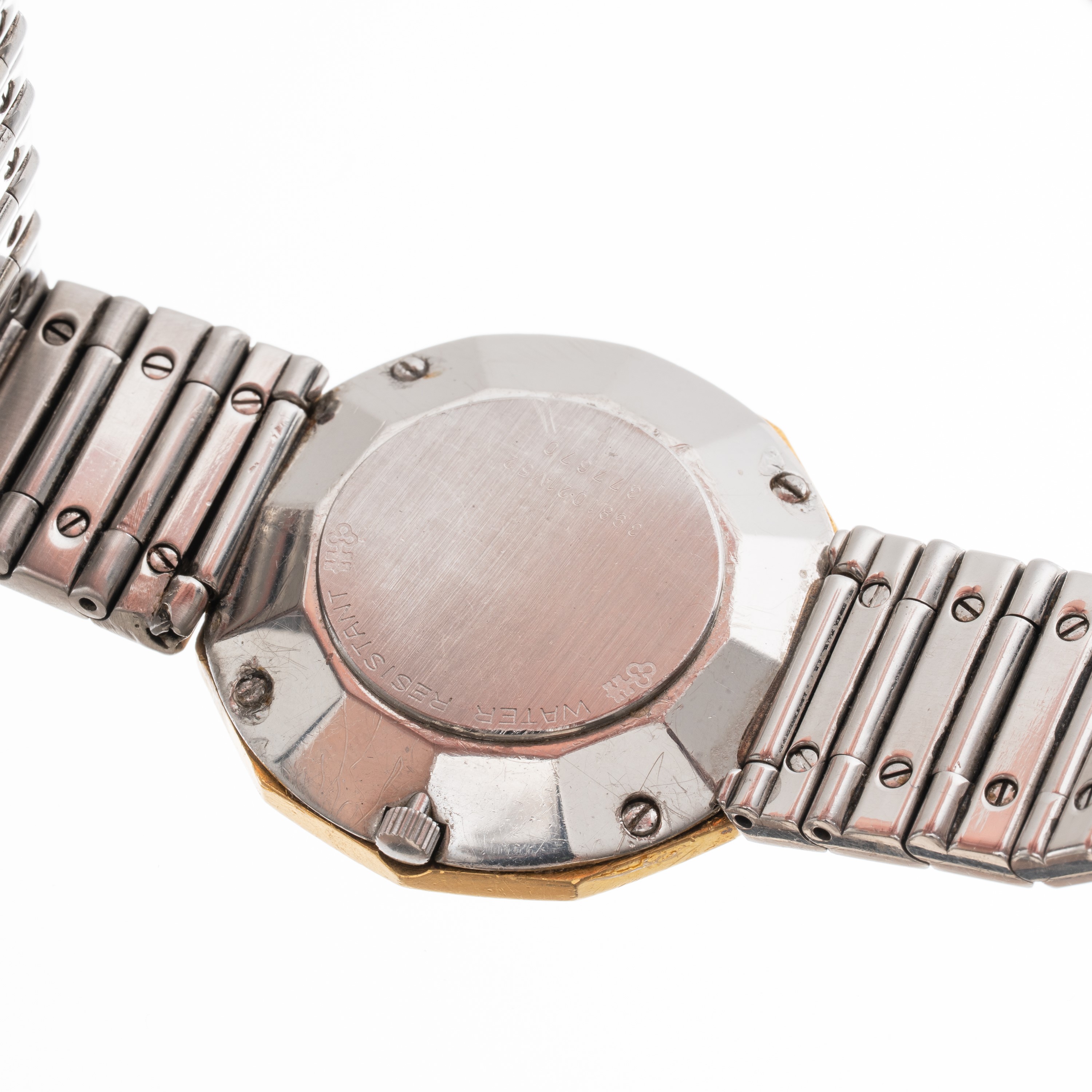 Corum - Admiral Cup 3981021V52, orologio solo tempo al quarzo in acciaio