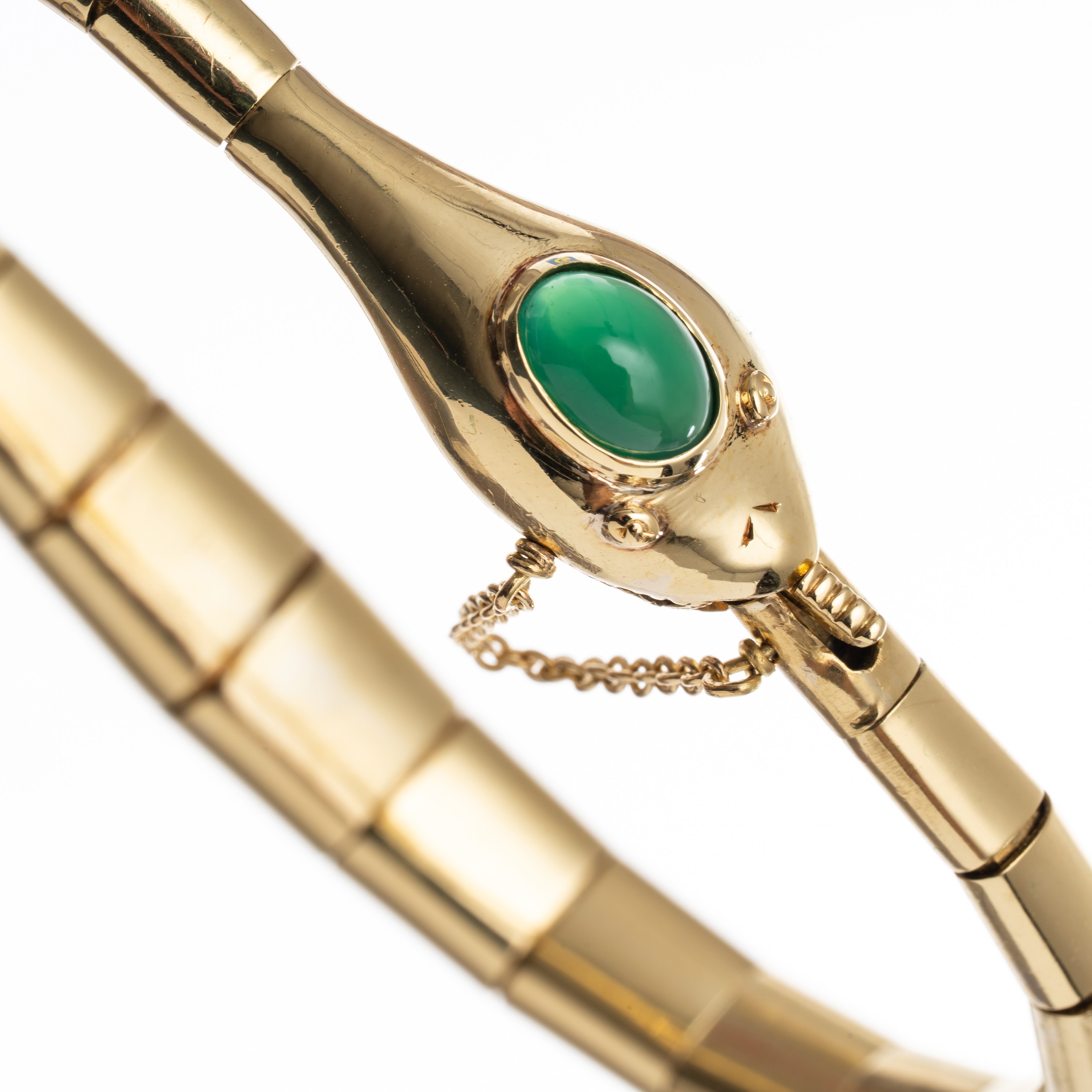 Bracciale in oro giallo 18 kt a forma di serpente con agata verde