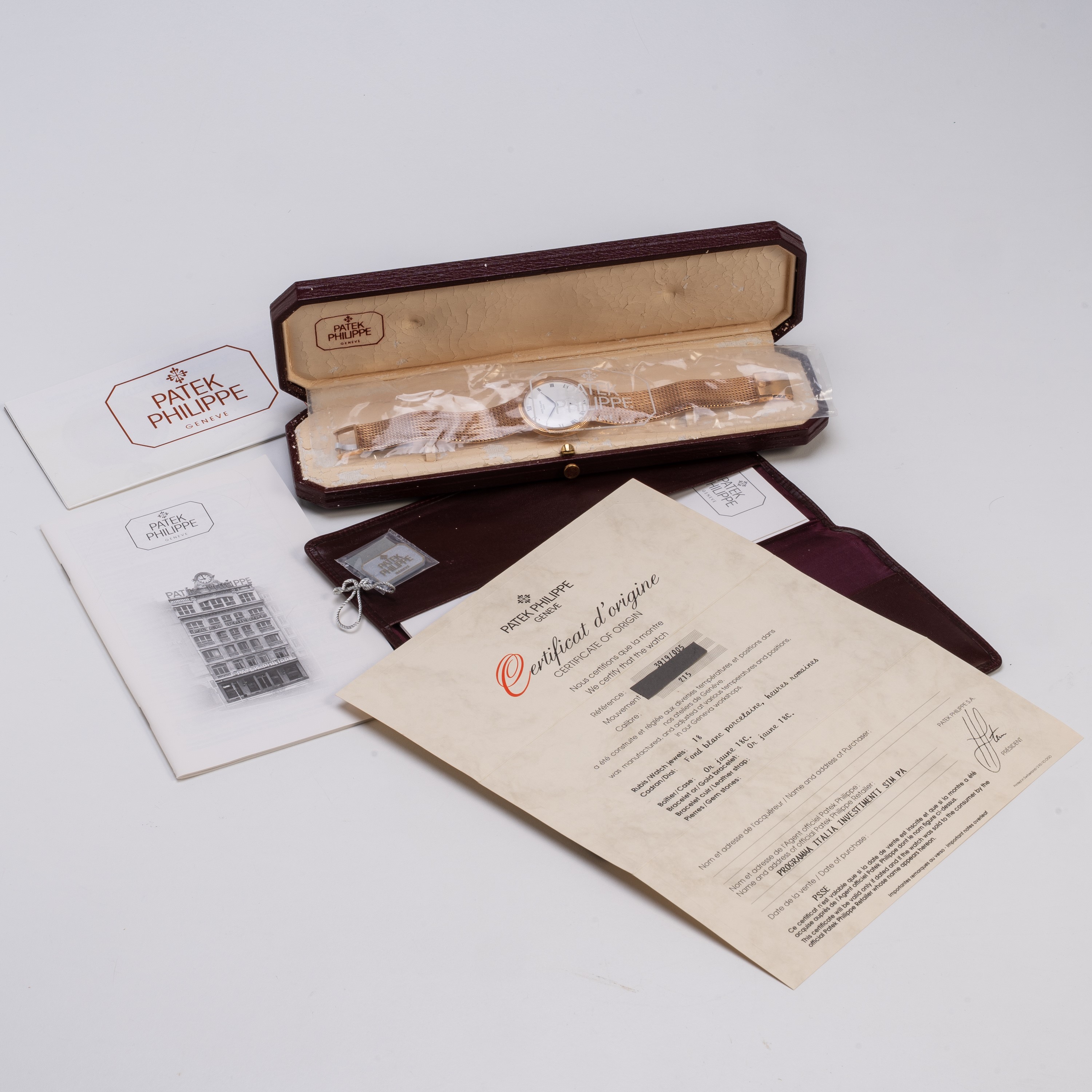 Patek Philippe - Calatrava - Orologio a carica manuale in oro giallo 18kt con bracciale integrato