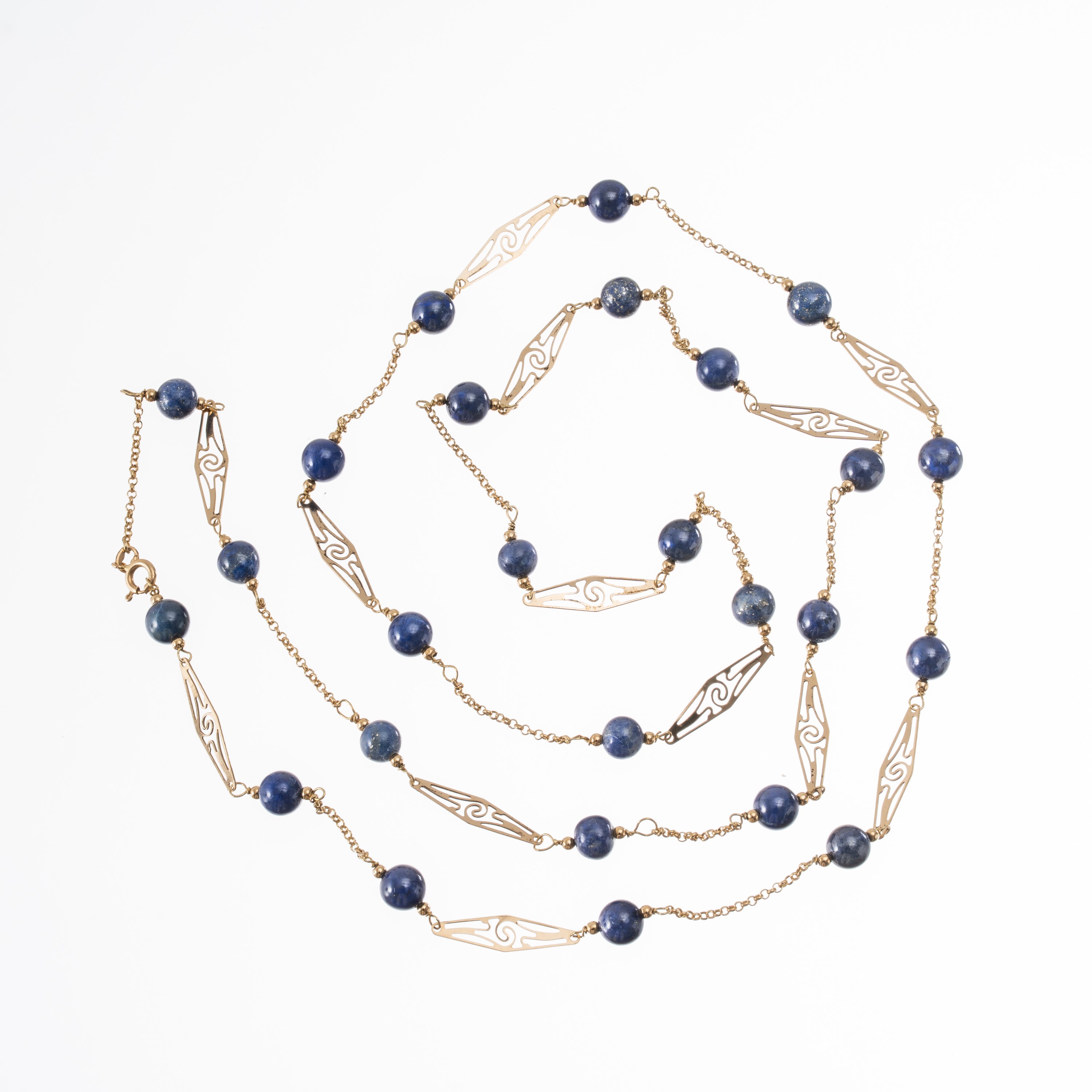 Collana in oro giallo 18 kt con lapislazzuli, motivi a losanga