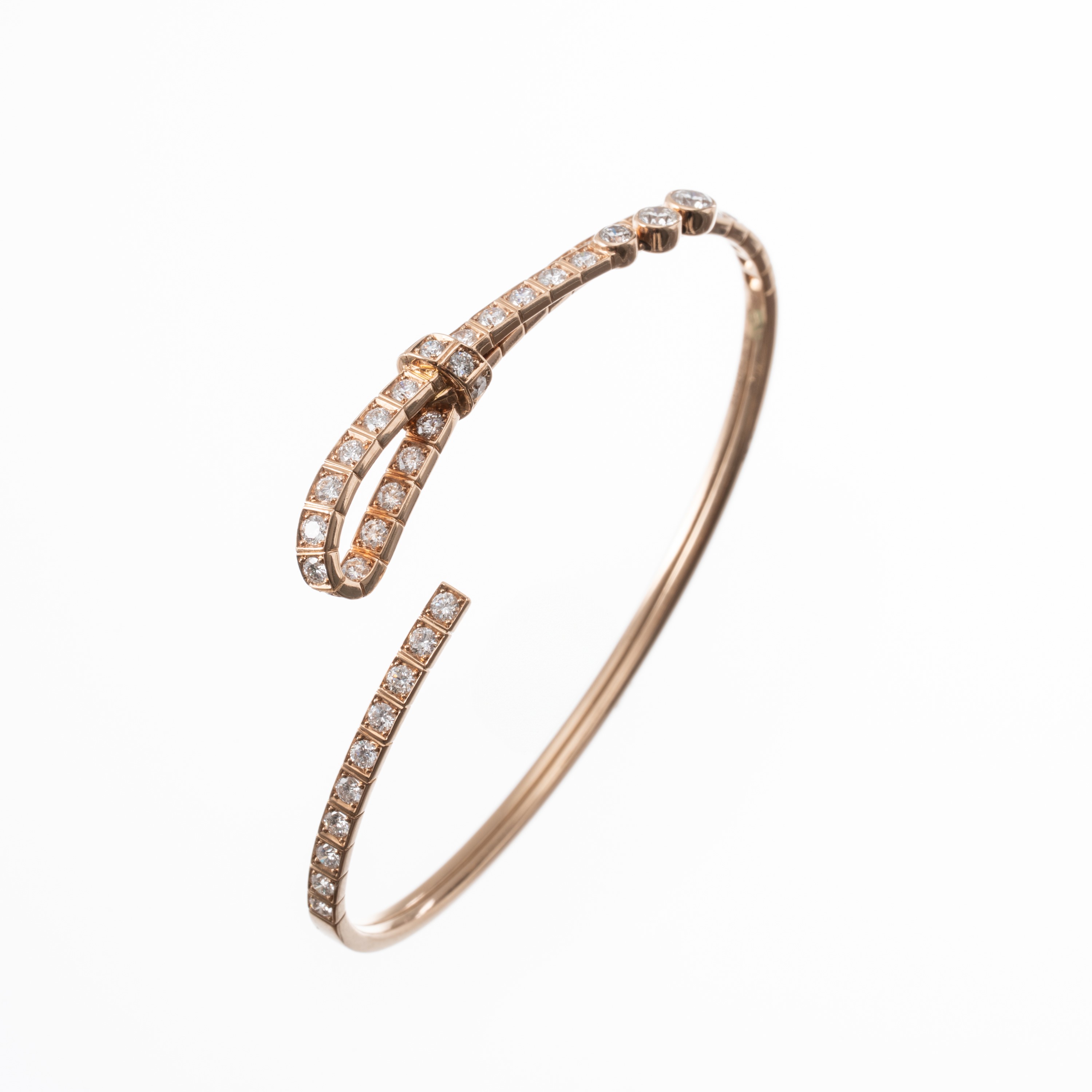 Chanel - Parure “Ruban” in oro beige 18 kt con diamanti