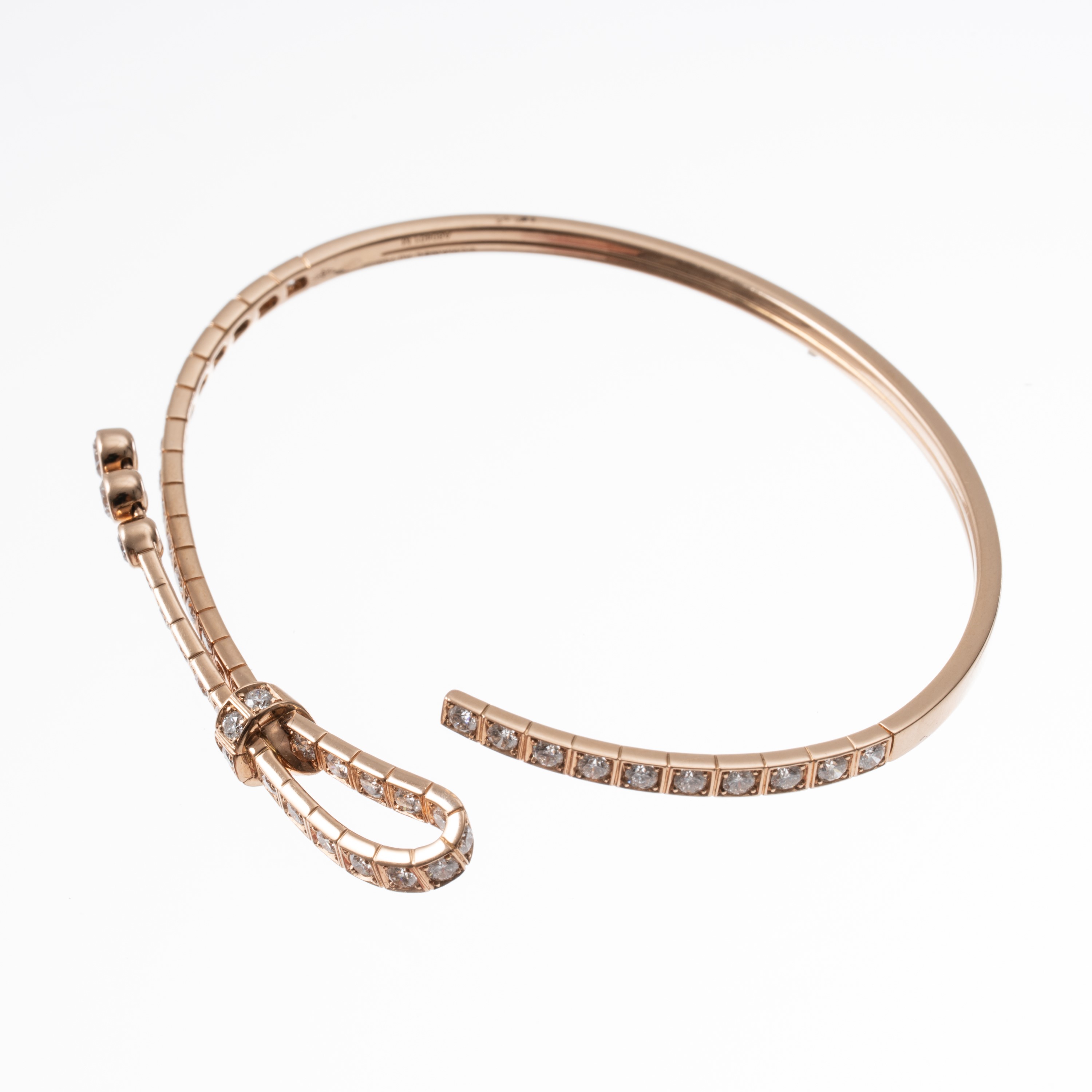 Chanel - Parure “Ruban” in oro beige 18 kt con diamanti
