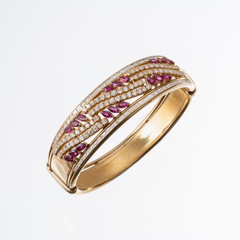 Bracciale in oro giallo 18 kt con diamanti e rubini
