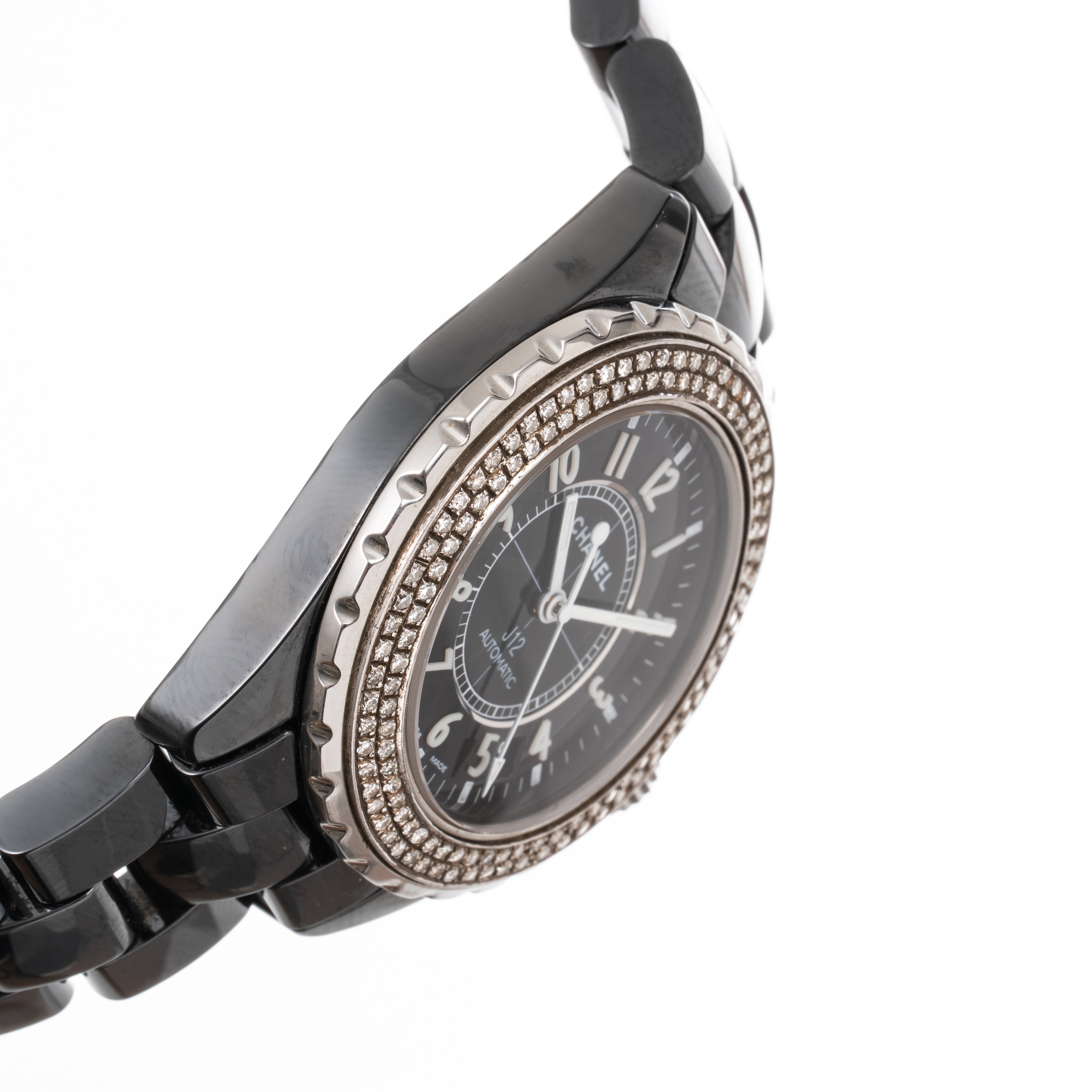 Chanel - J12 orologio automatico in ceramica con ghiera in brillanti e datario ad ore quattro