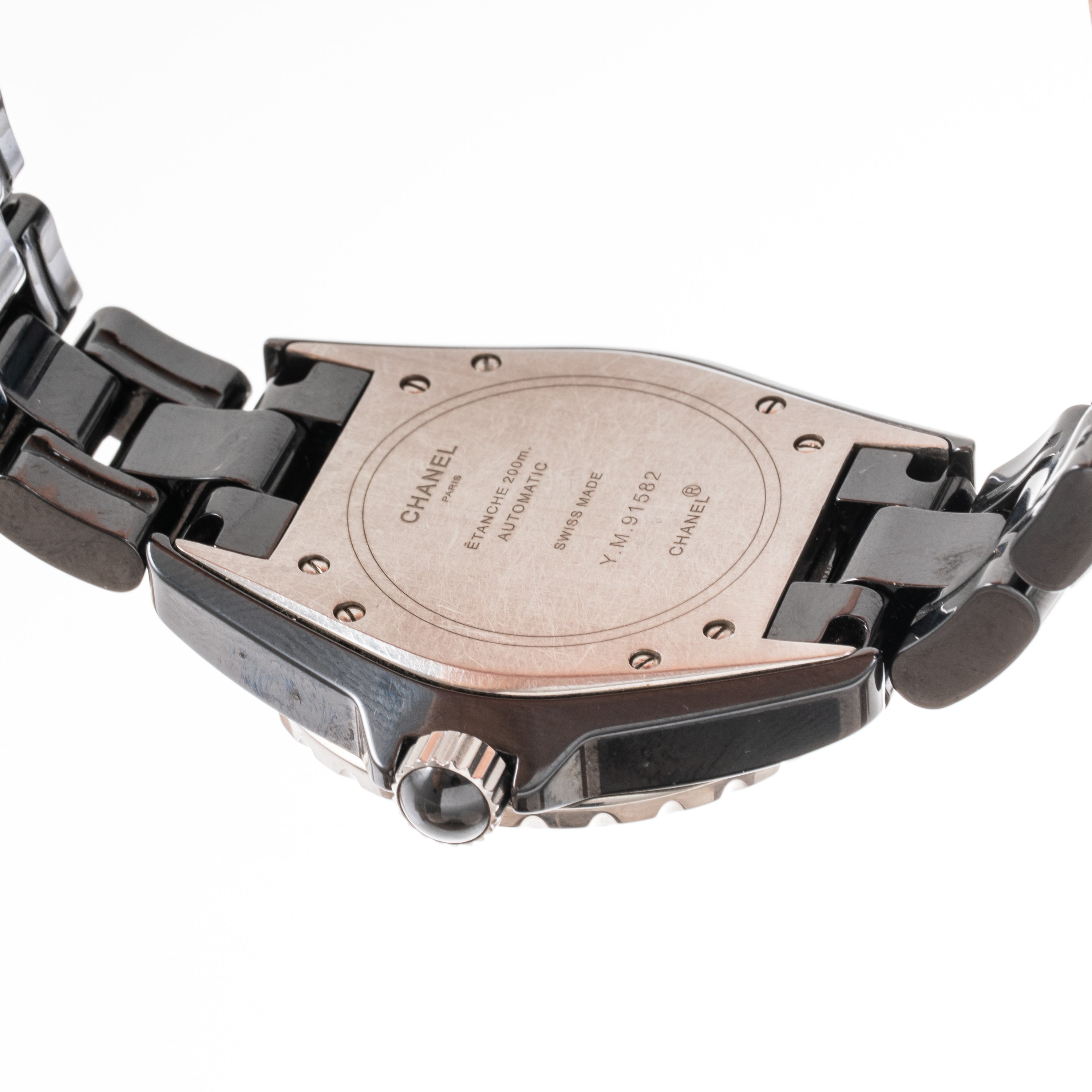 Chanel - J12 orologio automatico in ceramica con ghiera in brillanti e datario ad ore quattro