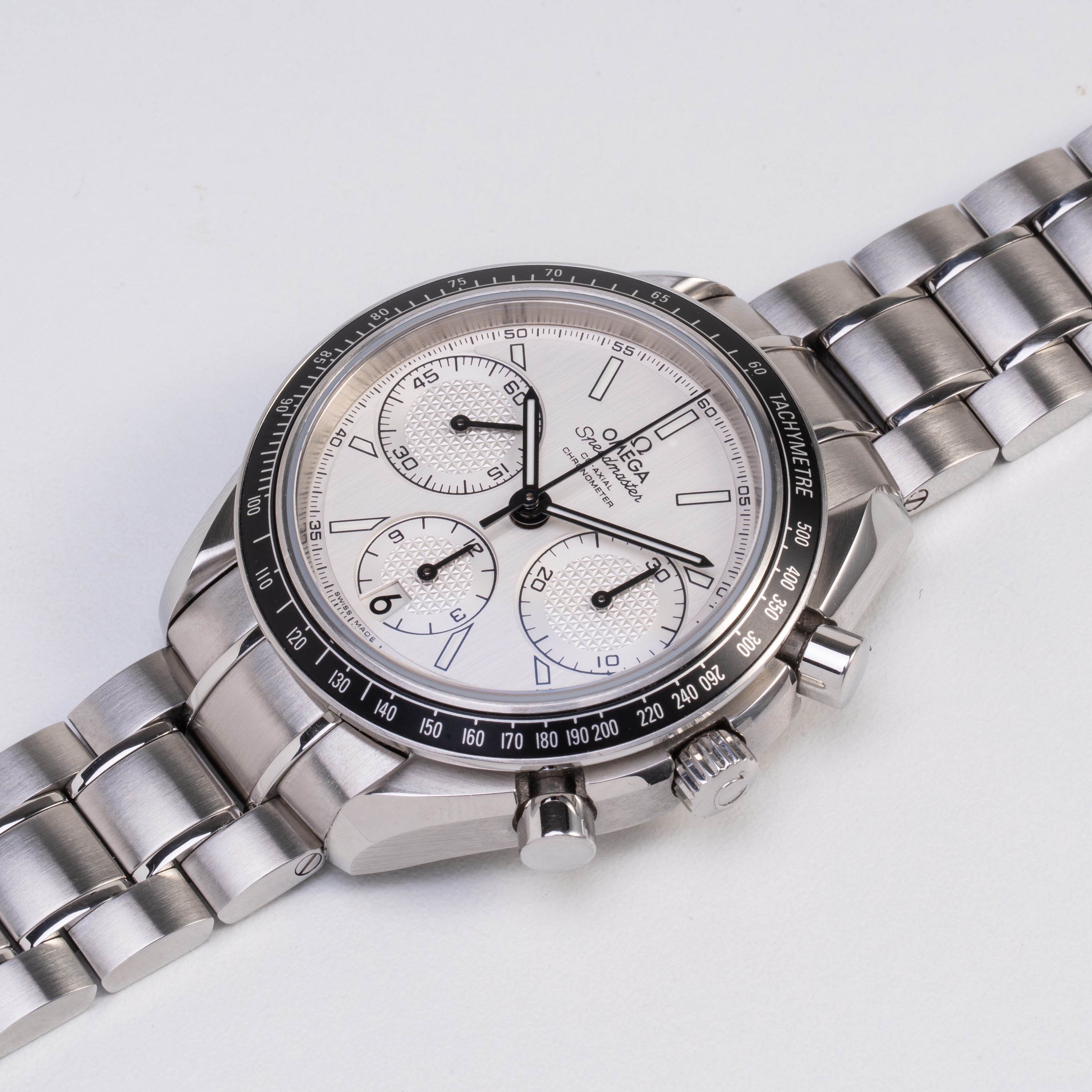Omega - Speedmaster Racing Co-Axial, cronografo automatico in acciaio con quadrante bianco e data...