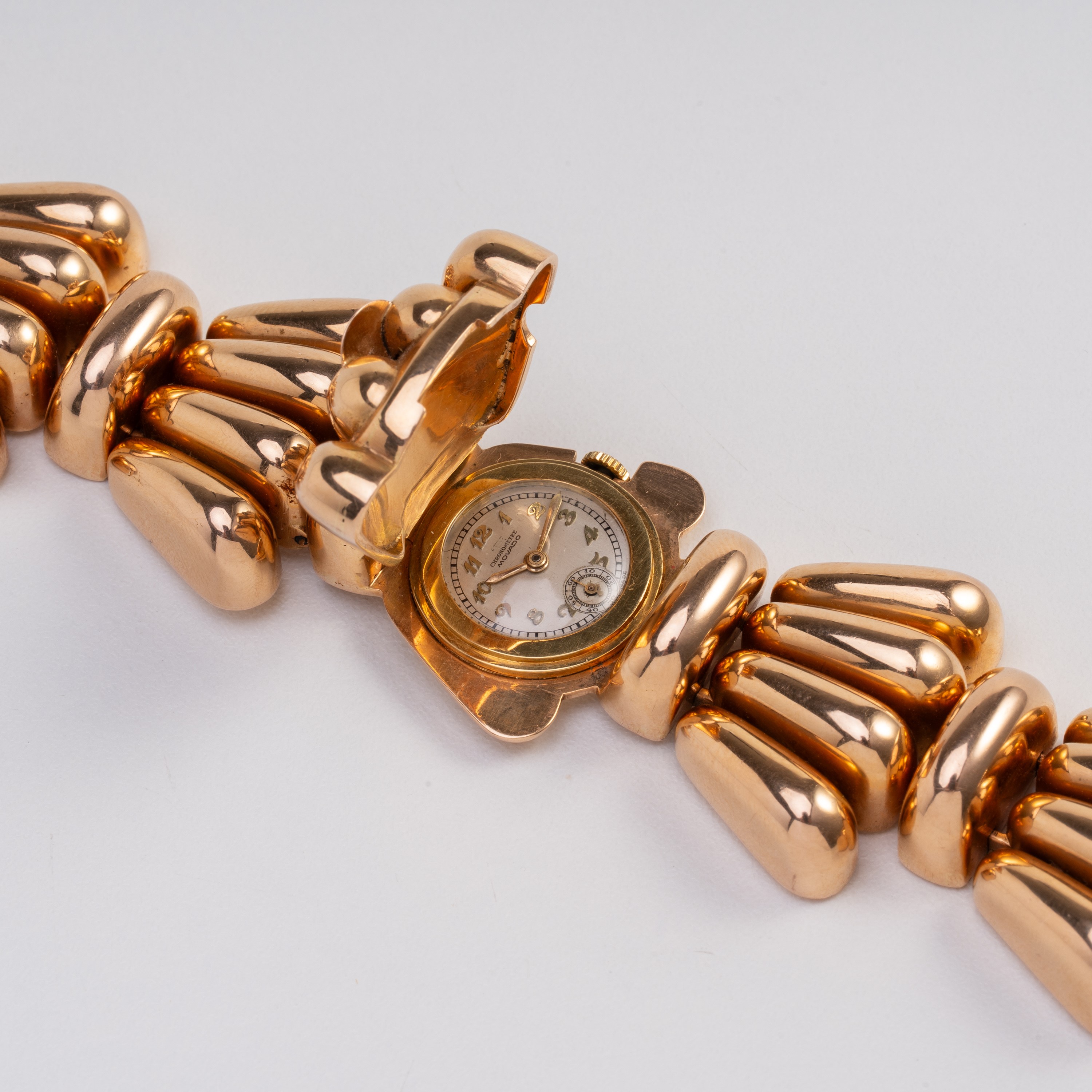 Movado - Orologio Art Déco “Solo tempo” in oro giallo 18 kt a carica manuale con bracciale in oro...