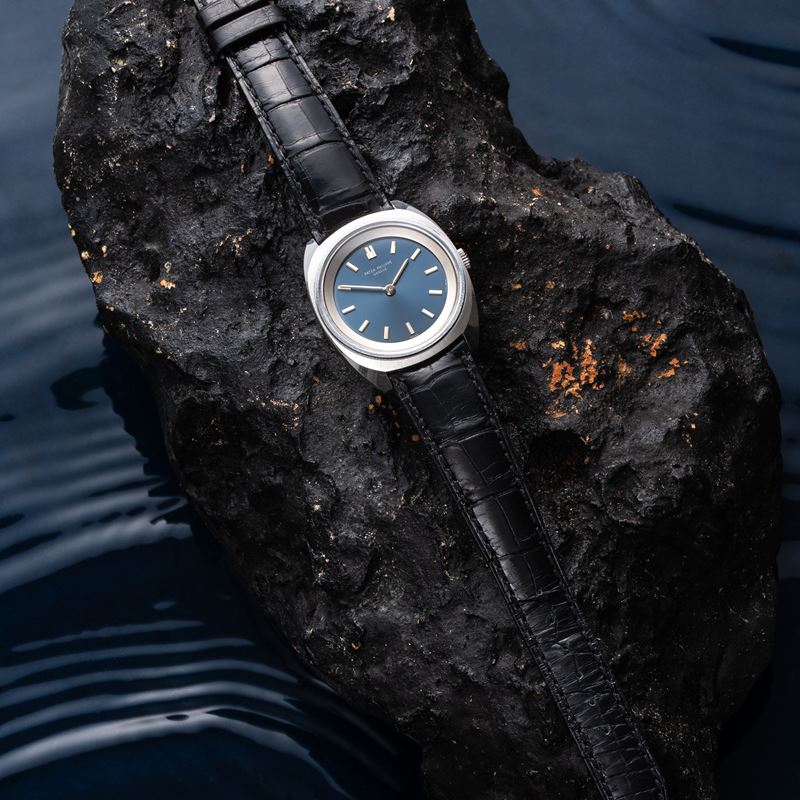 Patek Philippe - Calatrava 3579 — orologio solo tempo a carica manuale in acciaio con quadrante b...