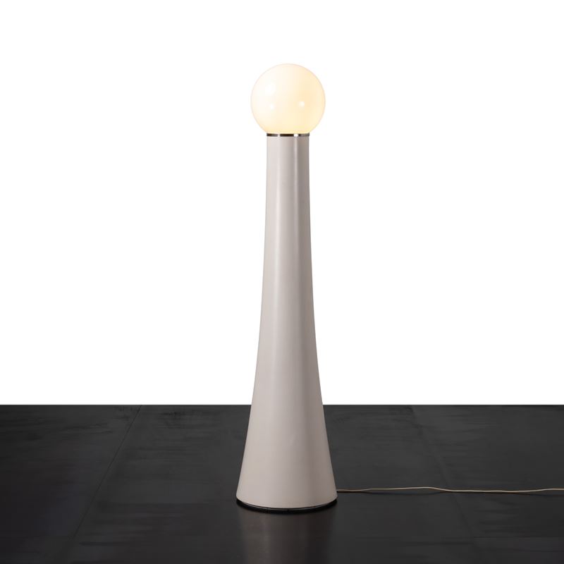 Annig Sarian - Lampada da terra mod. “4059”