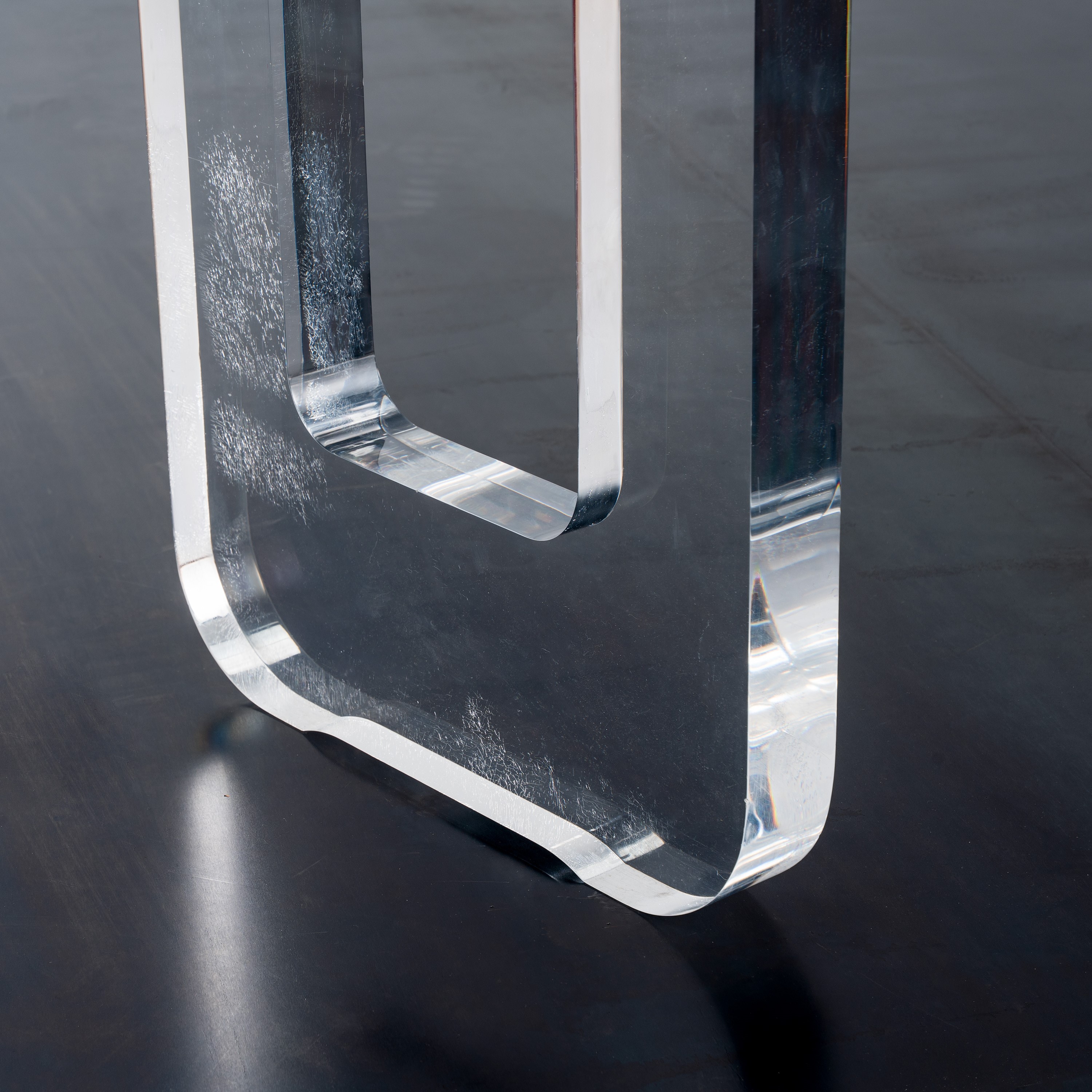 Anonimo - Console in plexiglass trasparente e vetro, 1980