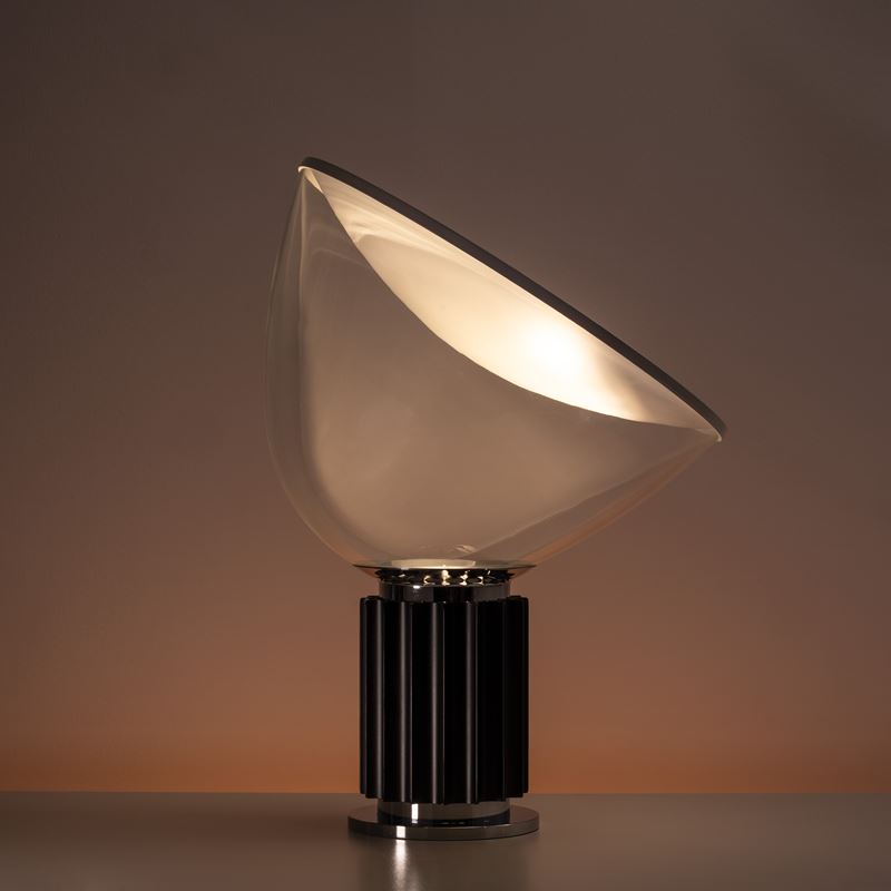 Achille e Pier Giacomo Castiglioni - Lampada da tavolo “Taccia”