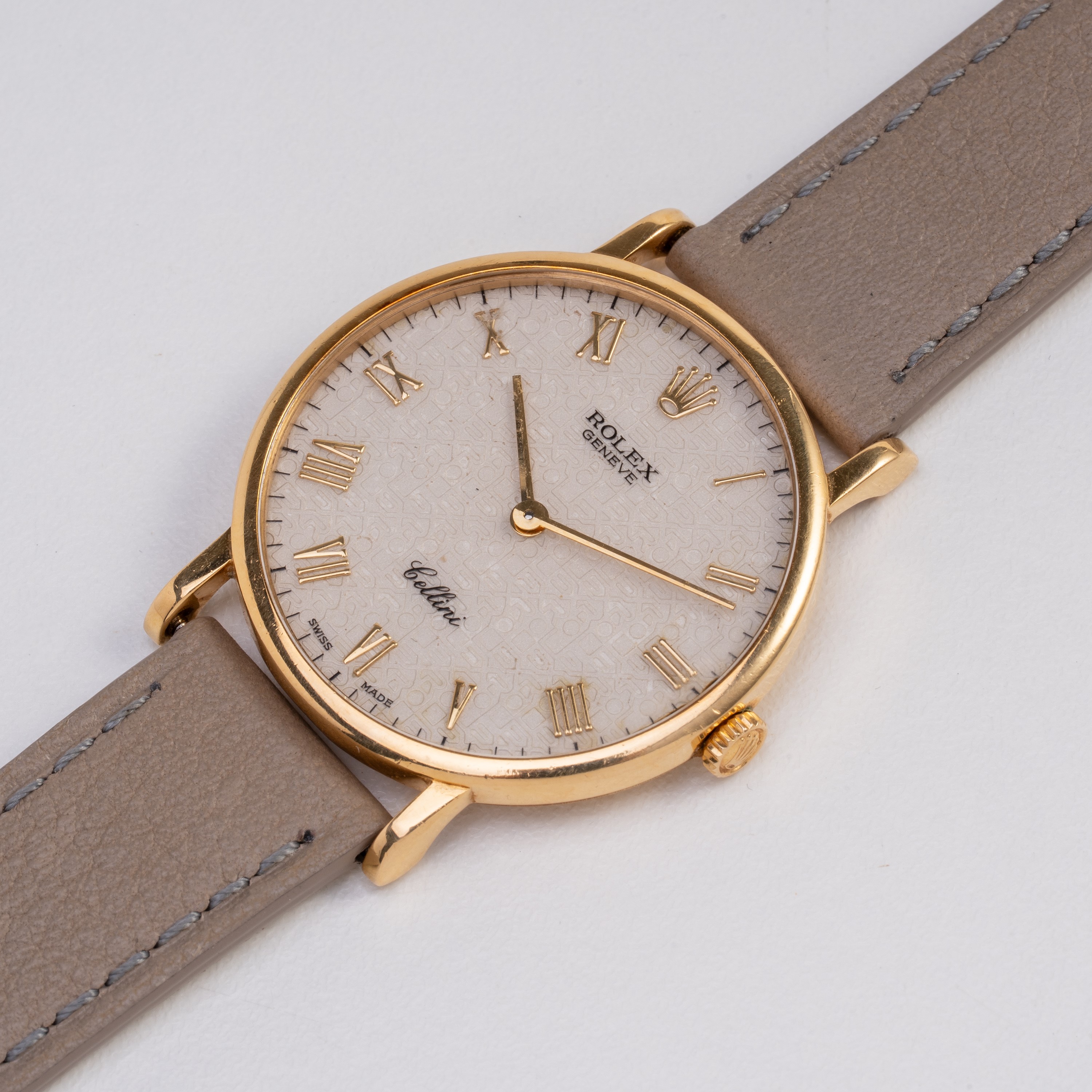 Rolex - Cellini 5112, orologio solo tempo a carica manuale in oro giallo 18kt con quadrante bianc...
