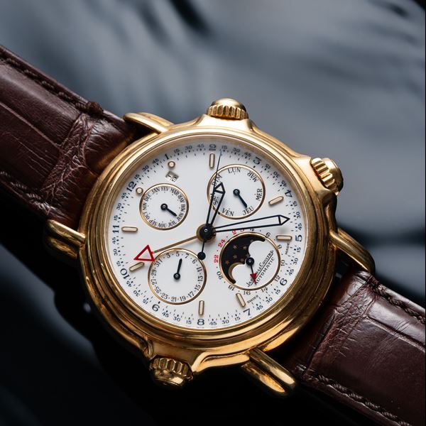 JAEGER LE COULTRE - JAEGER LECOULTRE - CALENDRIER PERPETUEL GRAND REVEIL OROLOGIO CALENDARIO PERPETUO IN ORO GIALLO 18KT A CARICA AUTOMATICA CON INDICATORE DELLE FASI LUNA E DELLE VENTIQUATTRO ORE, SVEGLIA E QUADRANTE IN PORCELLANA