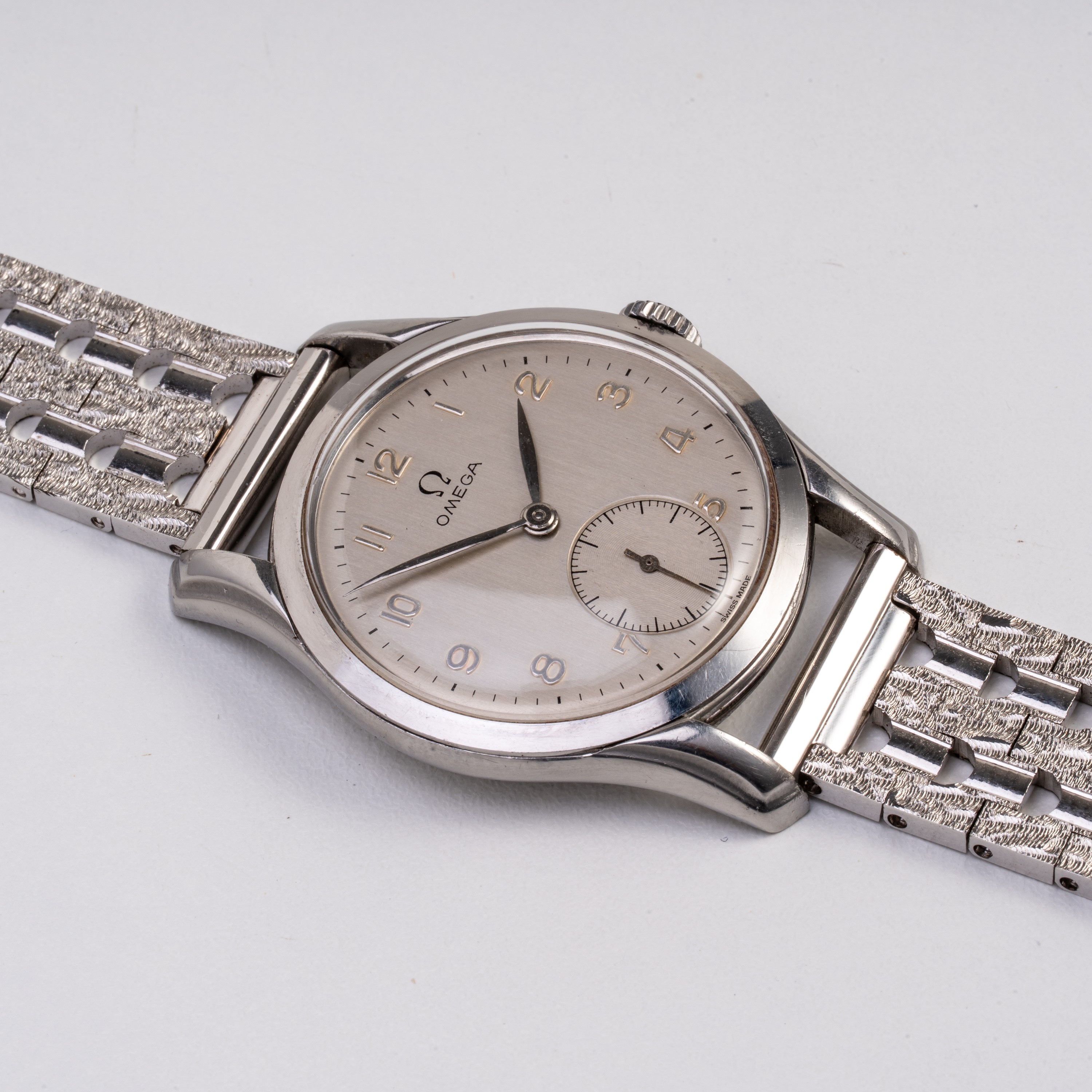 Omega - Calatrava 2488-1 – Orologio solo tempo a carica manuale in acciaio, quadrante argenté con...