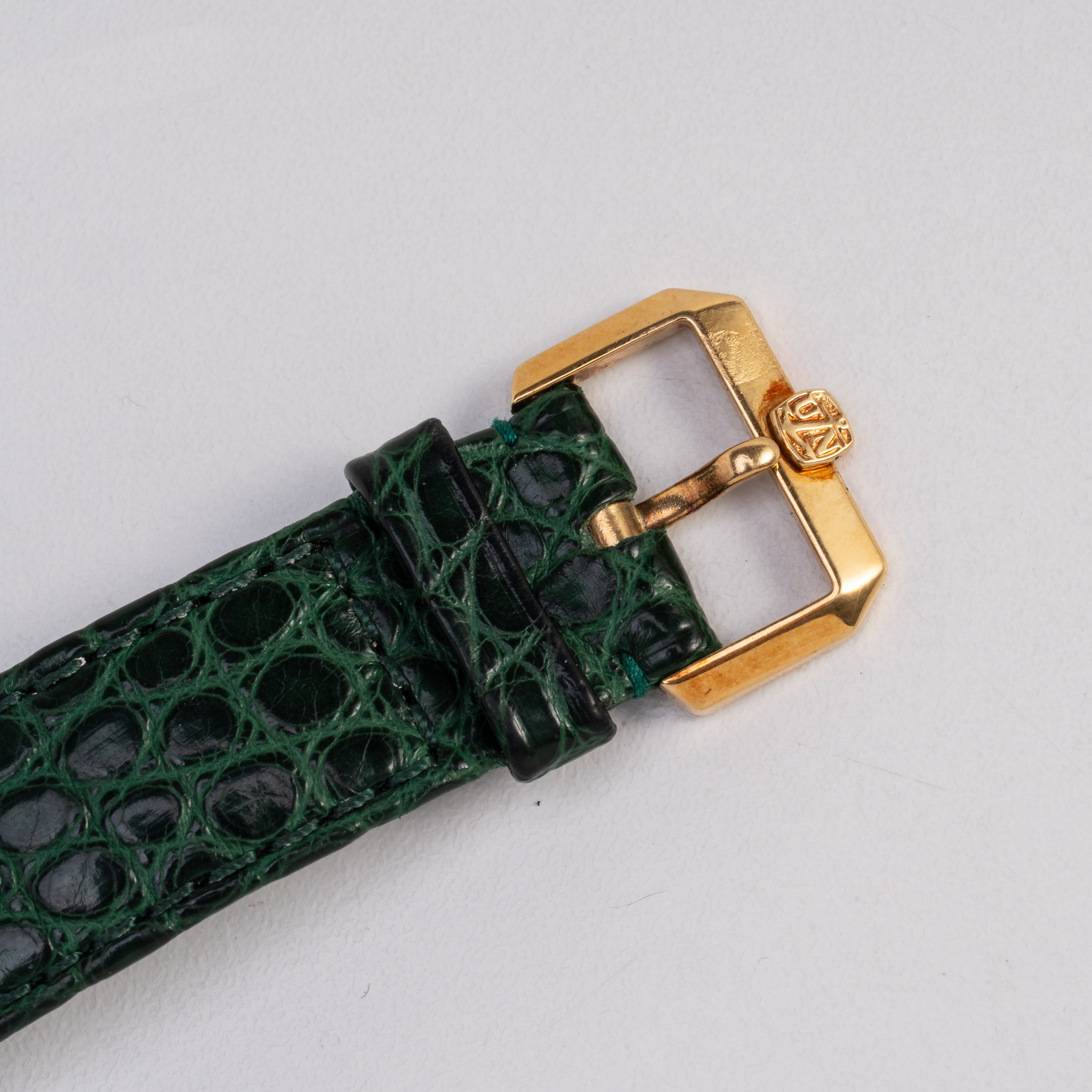Ulysse Nardin - San Marco, orologio solo tempo in oro giallo 18 kt con quadrante guilloché smalta...