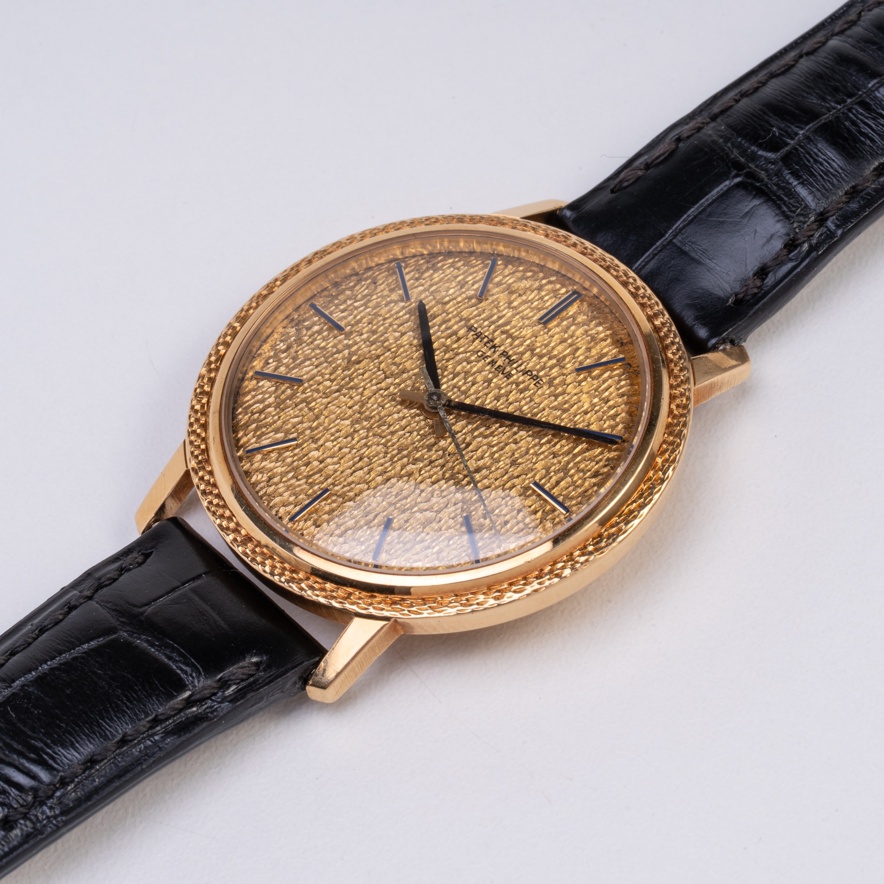 Patek Philippe - Calatrava 3569. Orologio solo tempo automatico in oro giallo 18 kt