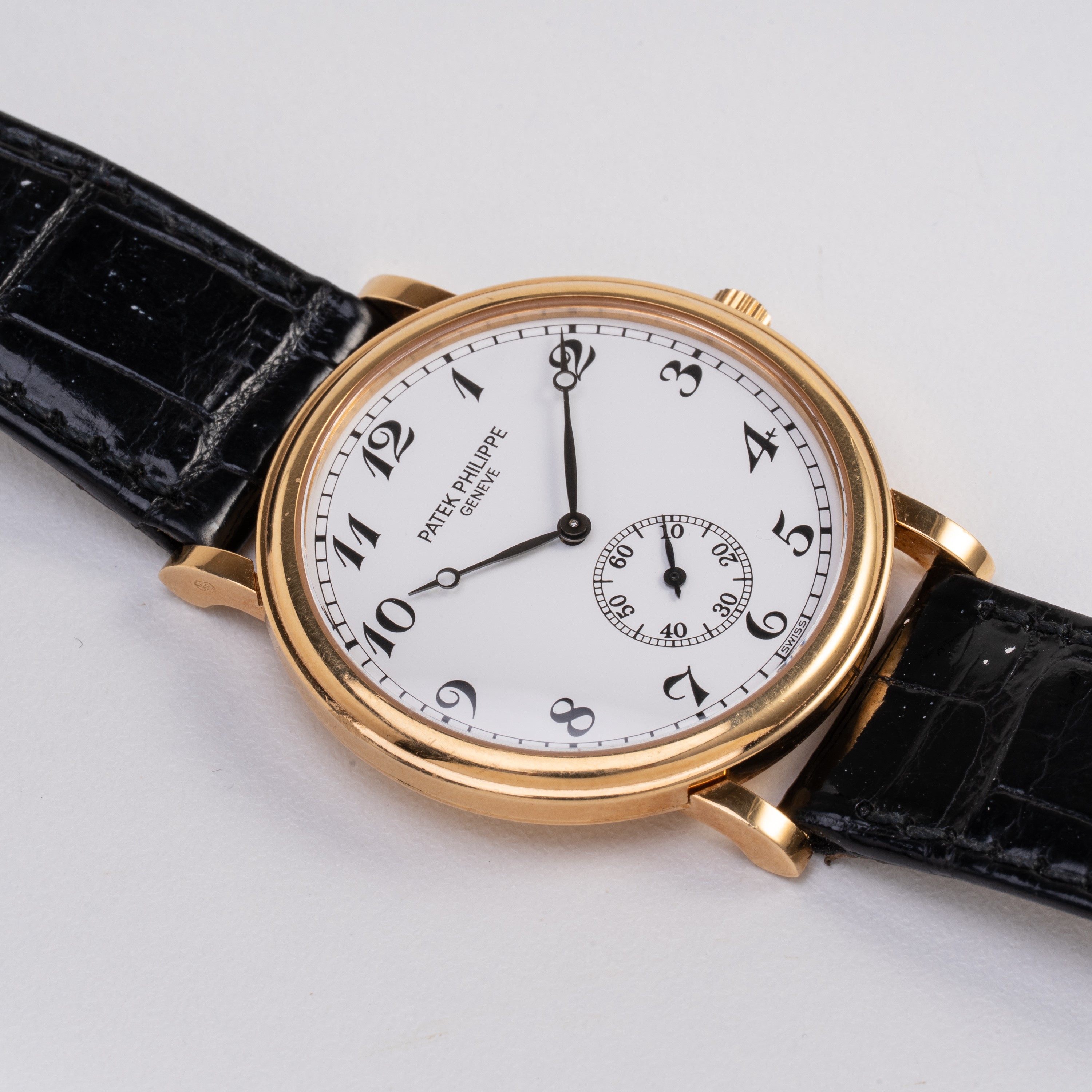 Patek Philippe - Calatrava 5022J-013, orologio solo tempo a carica automatica in oro giallo 18 kt