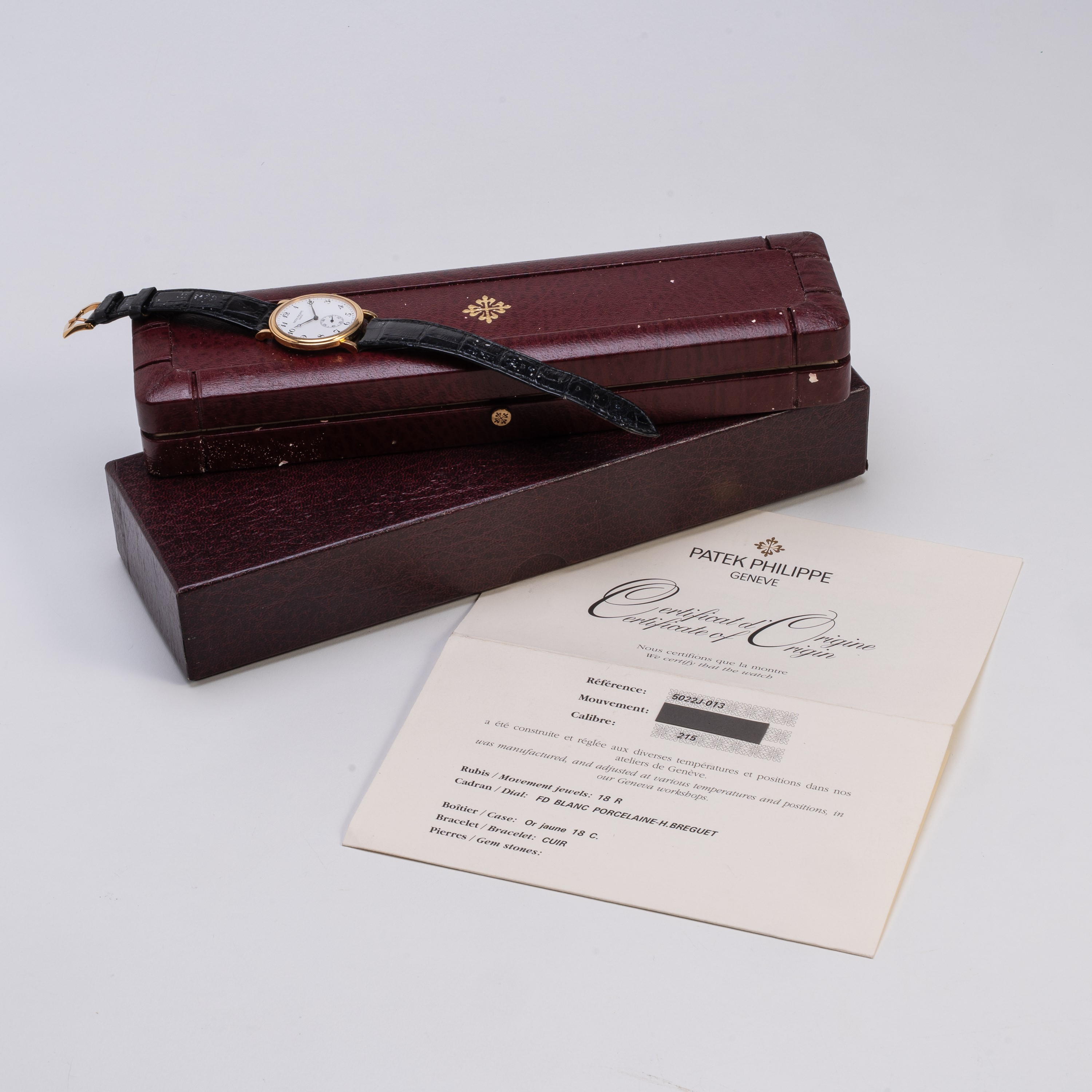 Patek Philippe - Calatrava 5022J-013, orologio solo tempo a carica automatica in oro giallo 18 kt