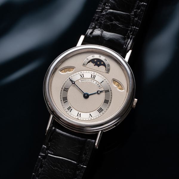 BREGUET - CLASSIQUE OROLOGIO A CARICA AUTOMATICA IN ORO BIANCO 18KT CON QUADRANTE GUILLOCHE', FASI LUNA,  [..]