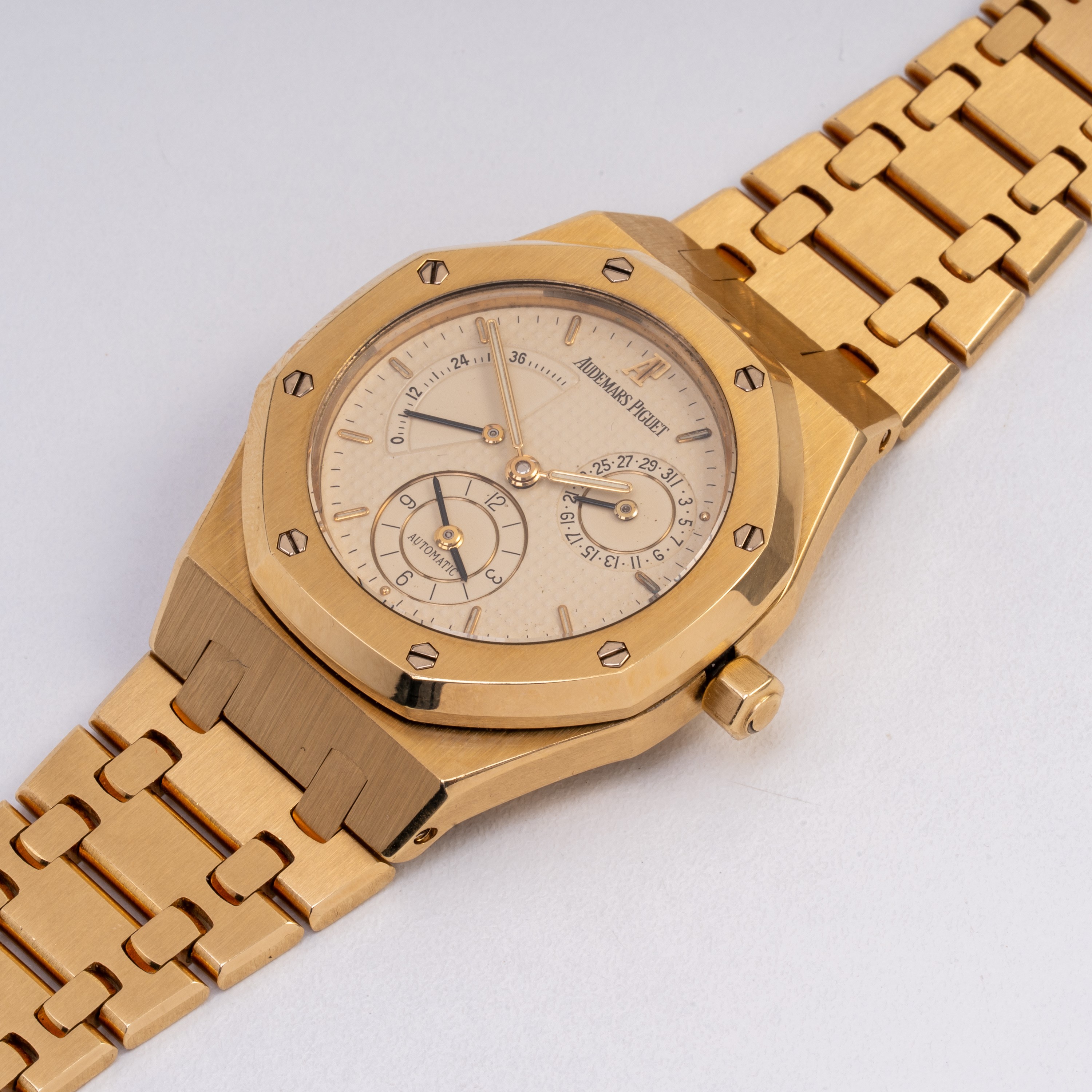 Audemars Piguet - Royal Oak Dual Time, oro giallo 18 kt, calibro 2229