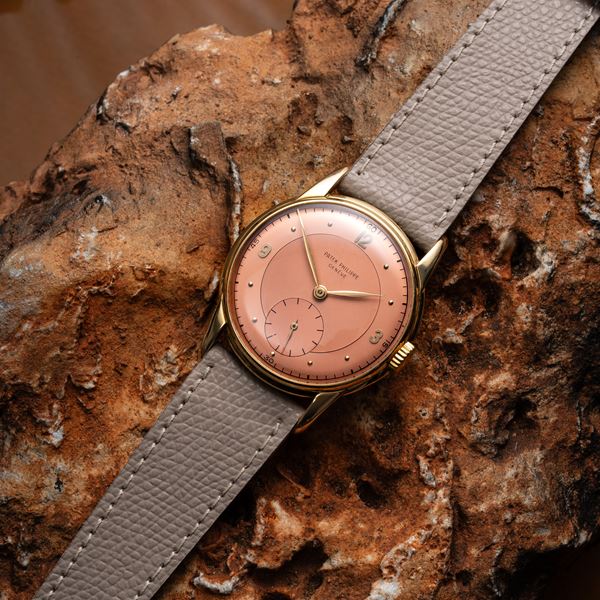 PATEK PHILIPPE - PATEK PHILIPPE - CALATRAVA OROLOGIO SOLO TEMPO A CARICA MANUALE IN ORO GIALLO 18KT CON QUADRANTE SALMONE E PICCOLI SECONDI AD ORE SEI