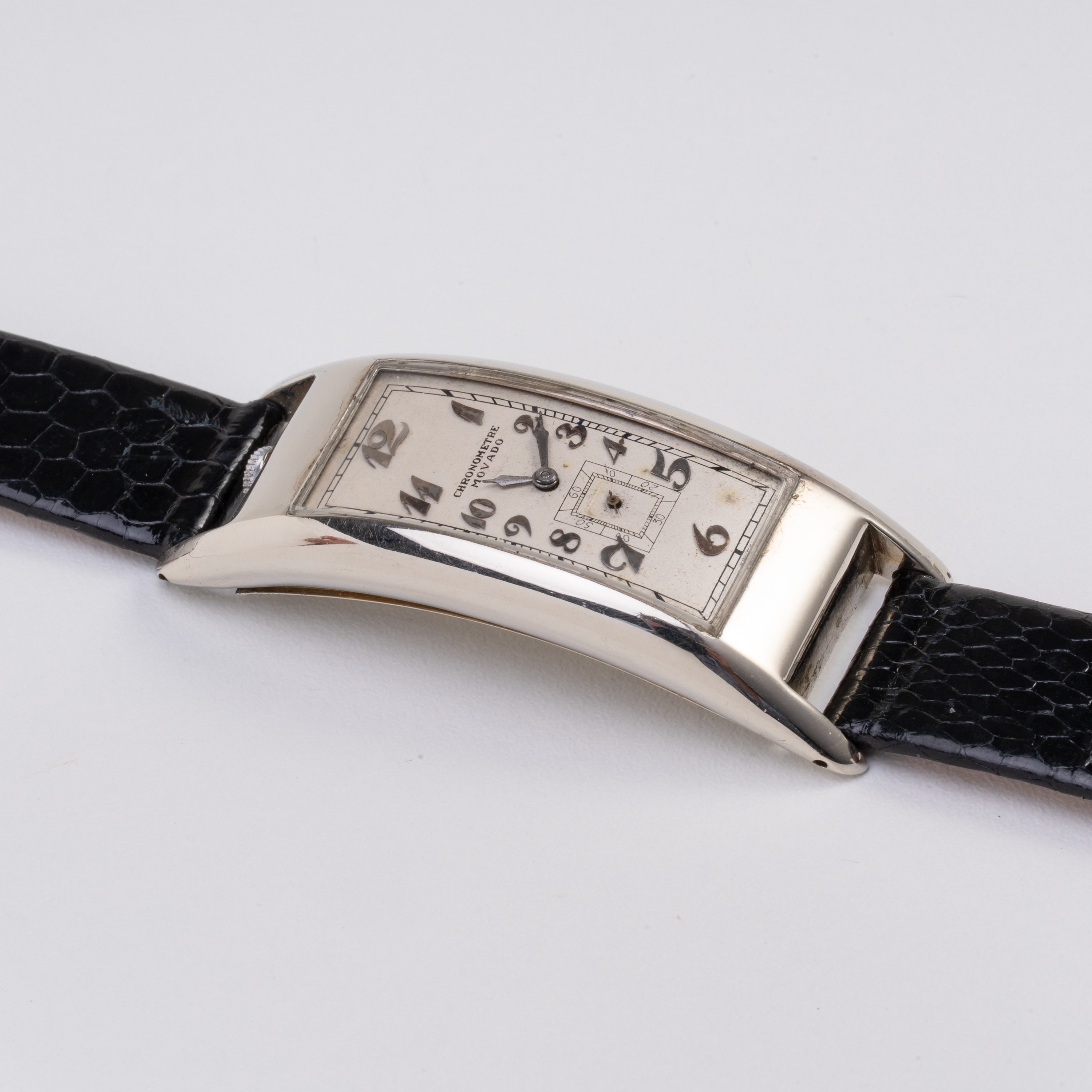 Movado, Polyplan “Curvex” orologio solo tempo a carica manuale in oro bianco 18kt (1936)