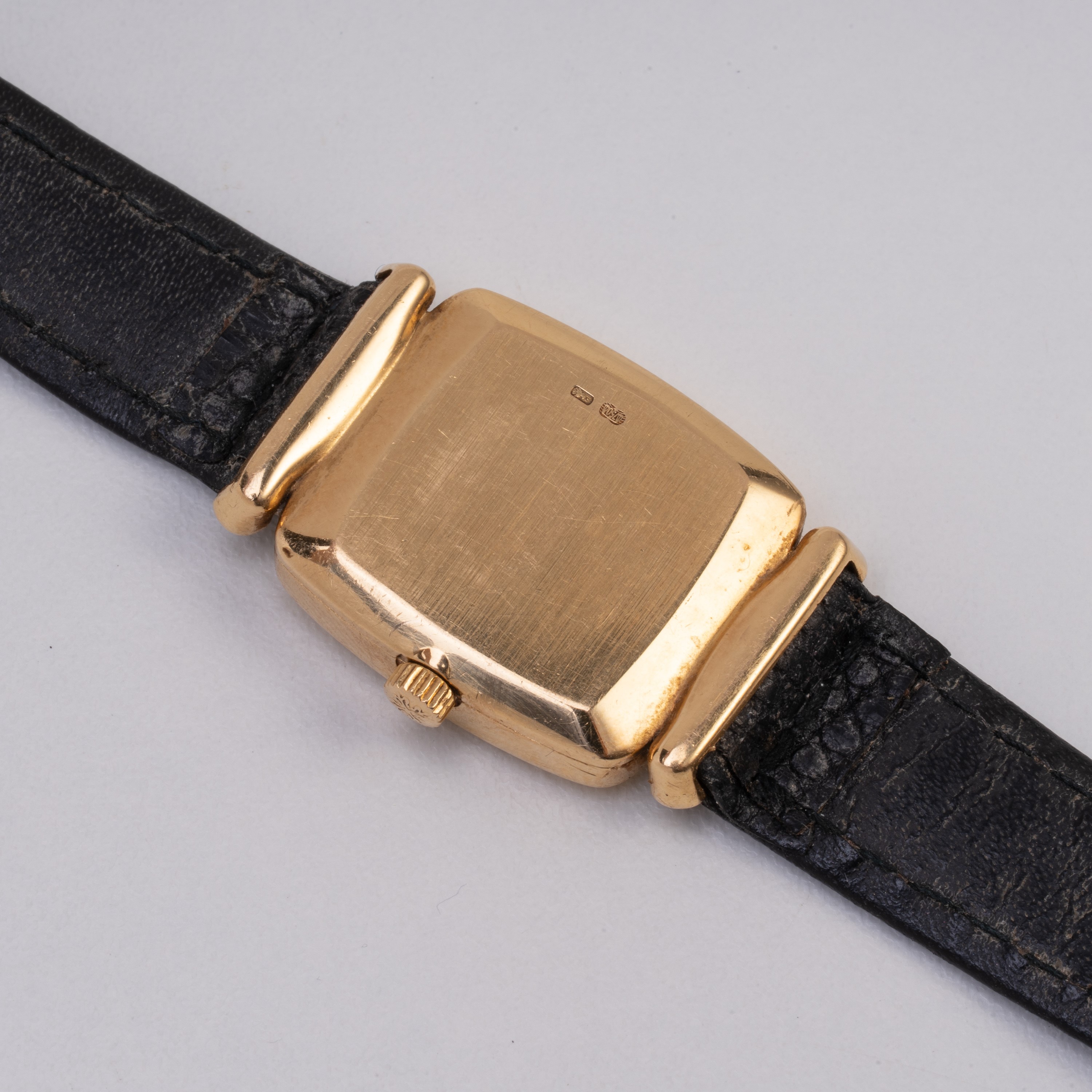 Patek Philippe - Ellipse Lady, orologio solo tempo a carica manuale in oro giallo 18 kt