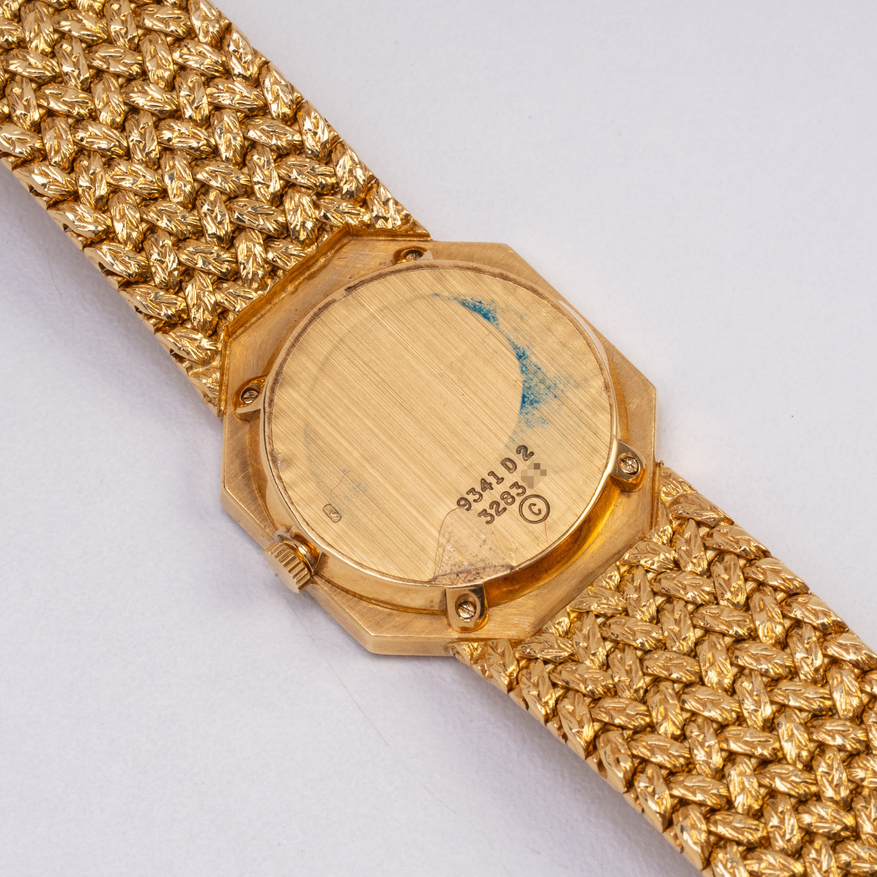 Piaget - Orologio da polso solo tempo a carica manuale in oro giallo 18 kt con quadrante in coral...