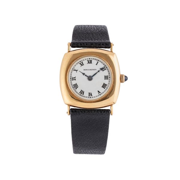 BOUCHERON - BOUCHERON OROLOGIO SOLO TEMPO A CARICA MANUALE IN ORO GIALLO 18KT E QUADRANTE BIANCO CON INDICI ROMANI NERI