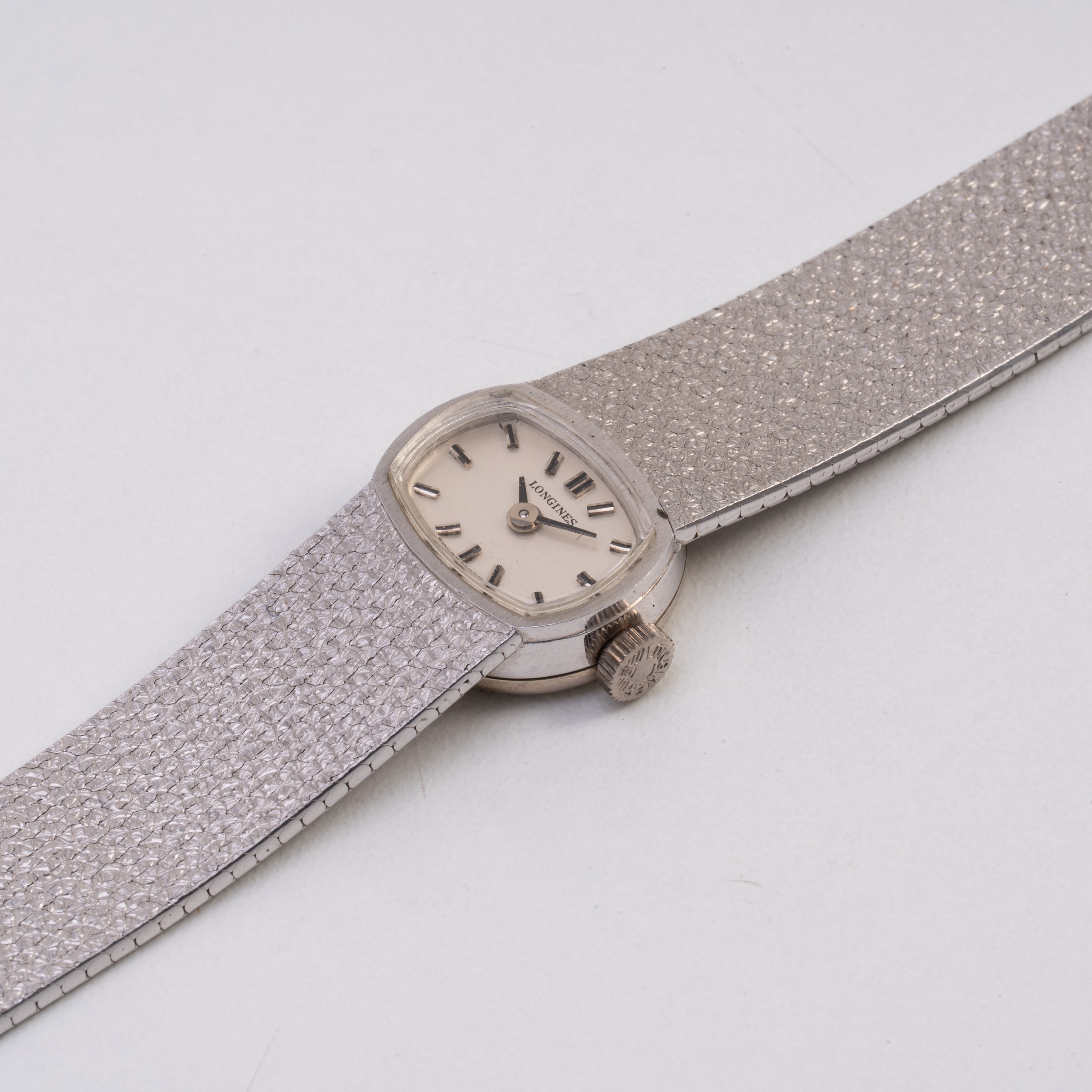 Longines - Orologio solo tempo a carica manuale in oro bianco 18 kt con bracciale integrato e qua...