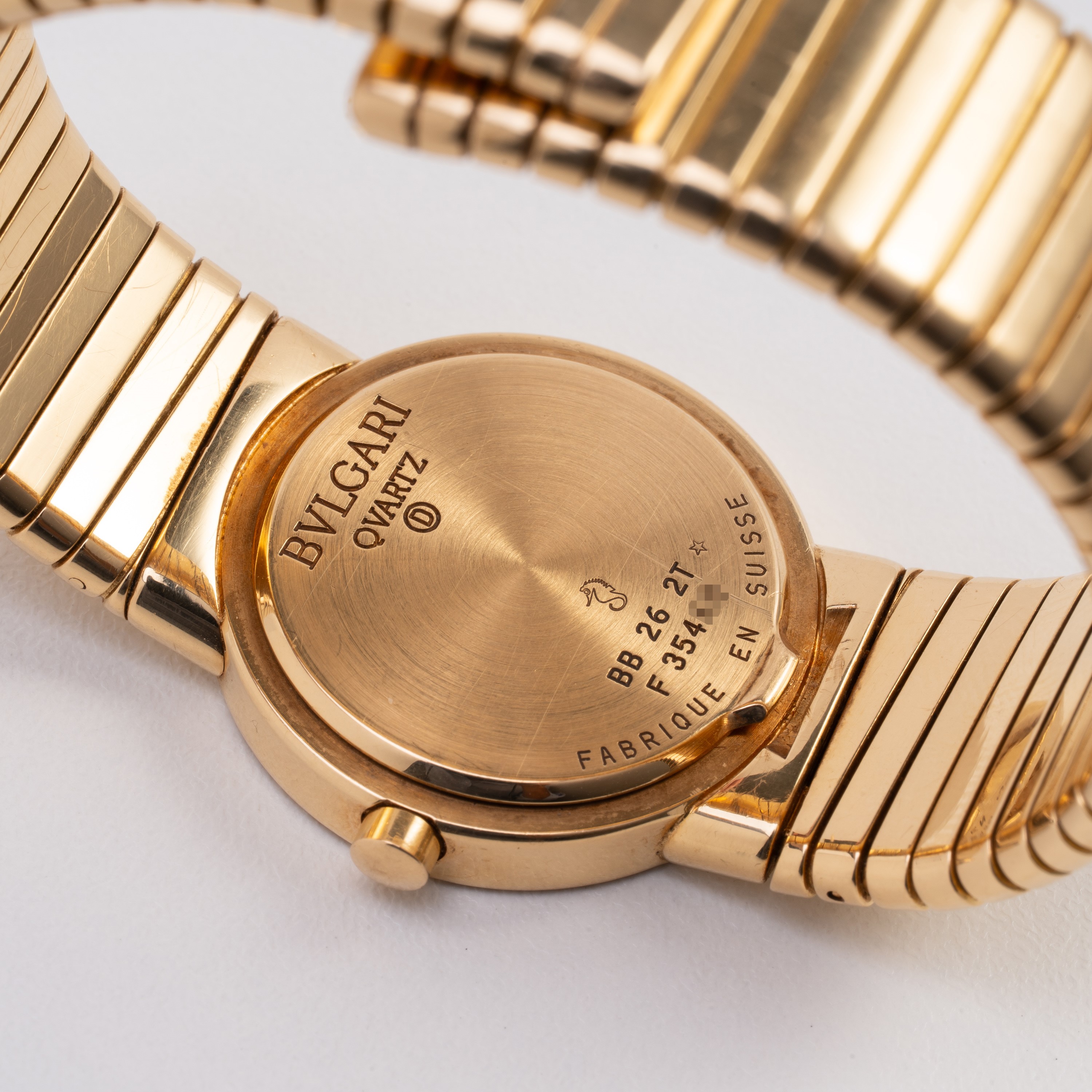 Bulgari - Tubogas BB262T, orologio solo tempo al quarzo in oro giallo 18 kt con bracciale elastic...