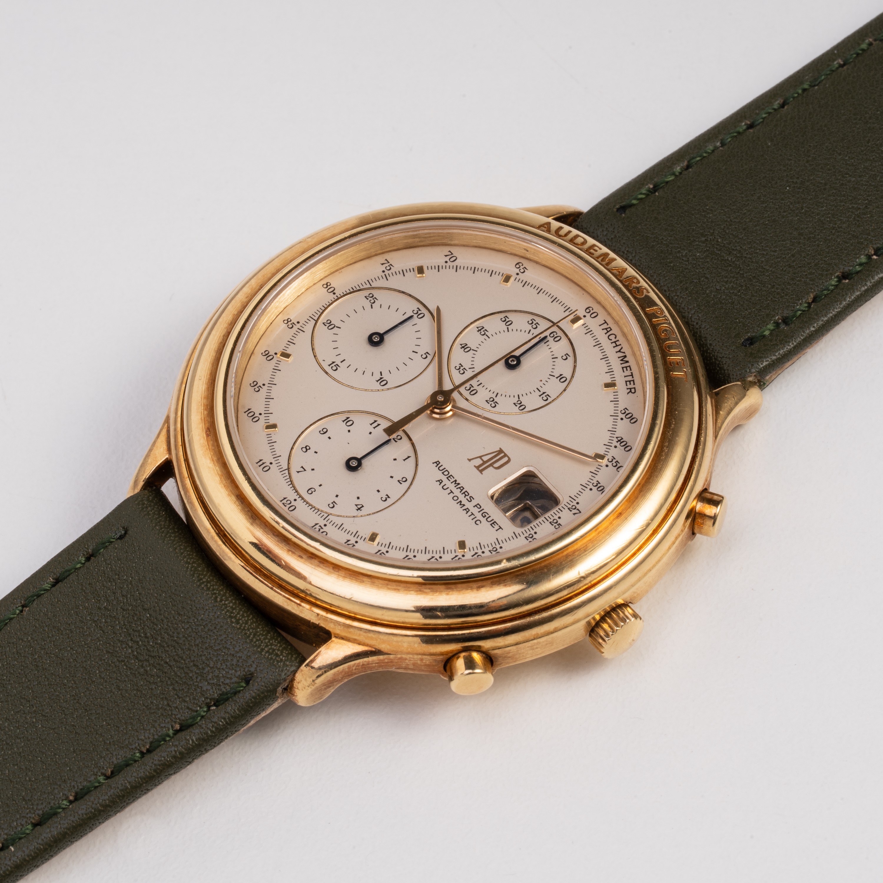 Audemars Piguet - Huitième Chronograph — cronografo in oro giallo 18 kt a carica automatica