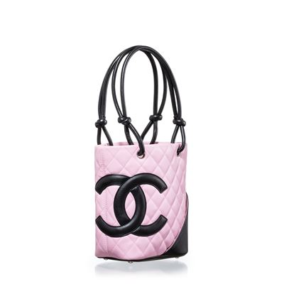 Borsa a mano Cambon in pelle d’agnello rosa e nera con hardware palladio (2004-2005)