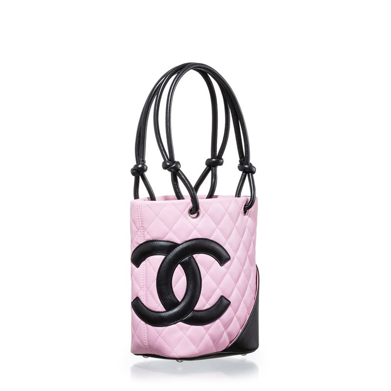 Chanel - Borsa a mano Cambon in pelle d’agnello rosa e nera con hardware palladio (2004-2005)