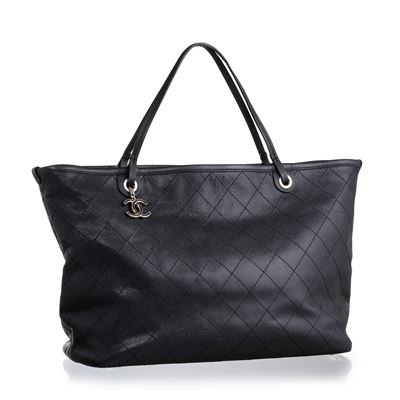 Shopping XL in pelle martellata nera con pochette estraibile