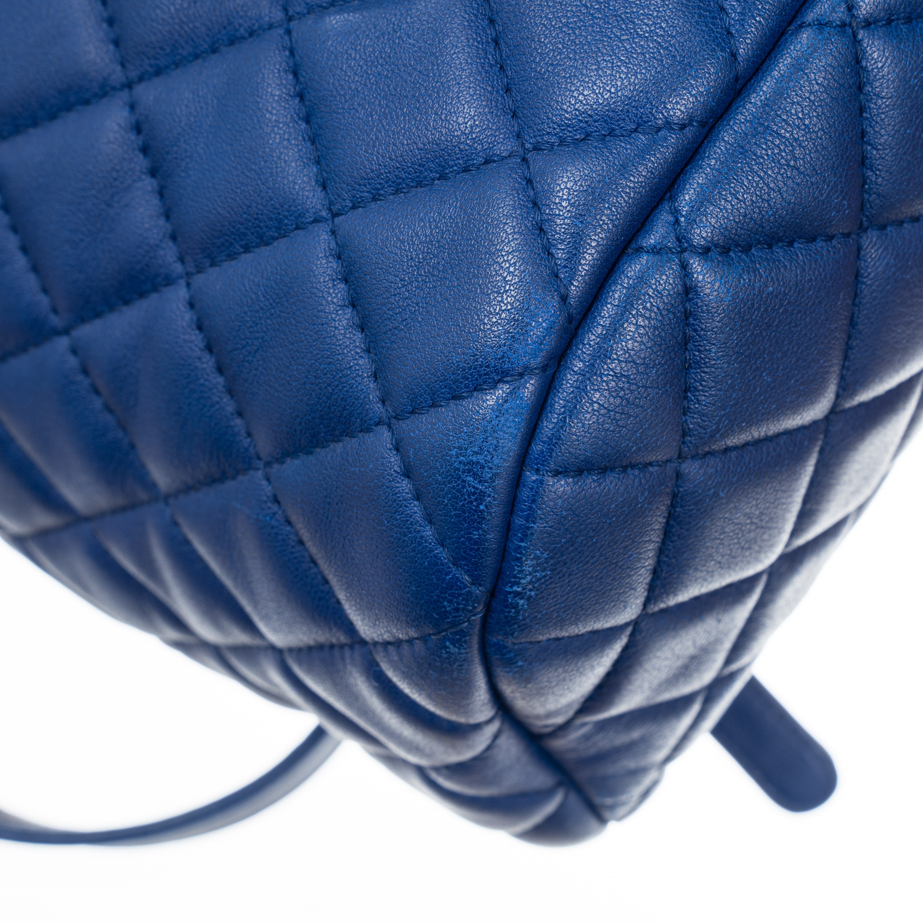 Chanel - Zaino Urban Spirit in pelle d’agnello trapuntata (Blu, hardware palladio), 2016–2017