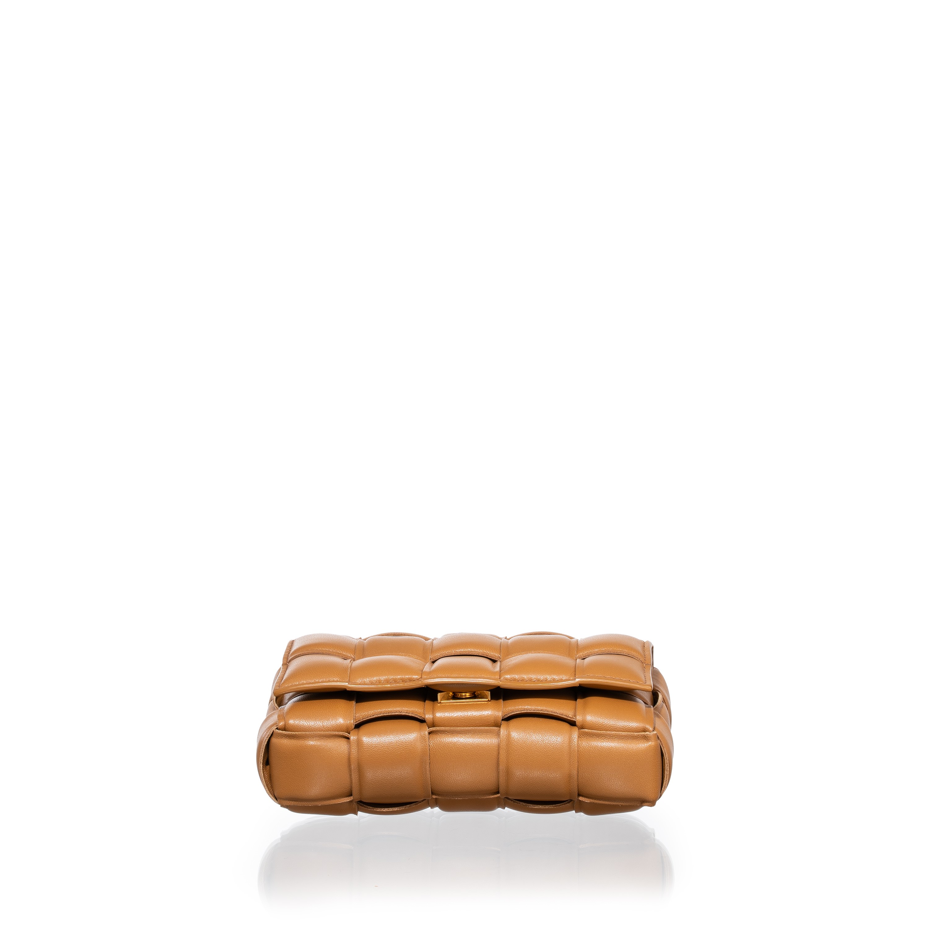 Bottega Veneta - Padded Cassette piccola in pelle d’agnello imbottita con motivo intreccio