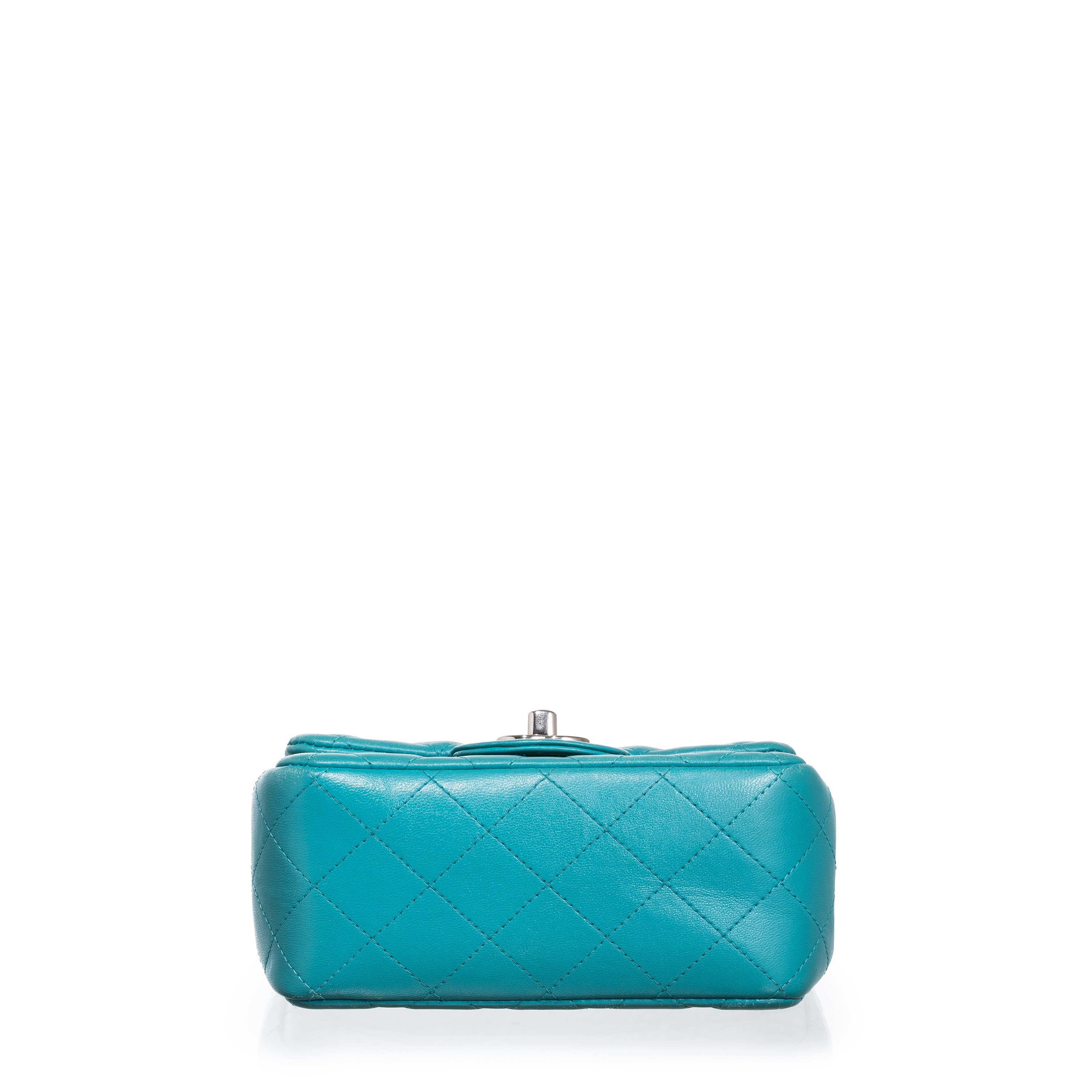 Chanel - Mini Square in pelle d’agnello matelassé azzurro (2014)