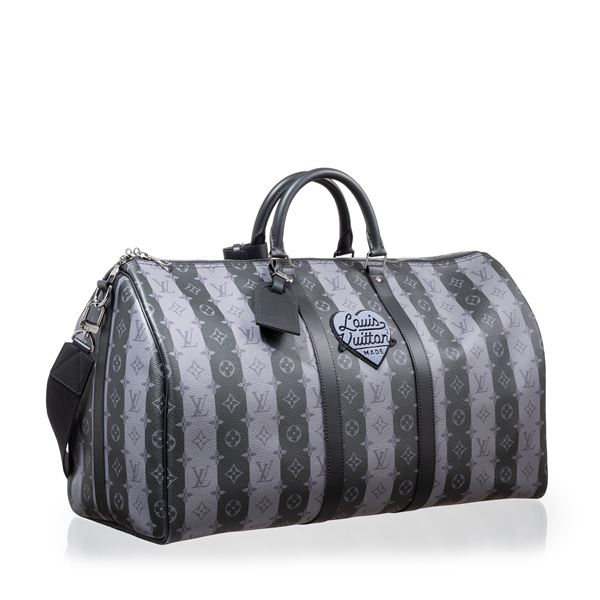 LOUIS VUITTON - LOUIS VUITTON  KEEPALL BANDOULIÈRE 55 LIMITED EDITION GRAY MONOGRAM STRIPED COATED CANVAS VIRGIL ABLOH X NIGO